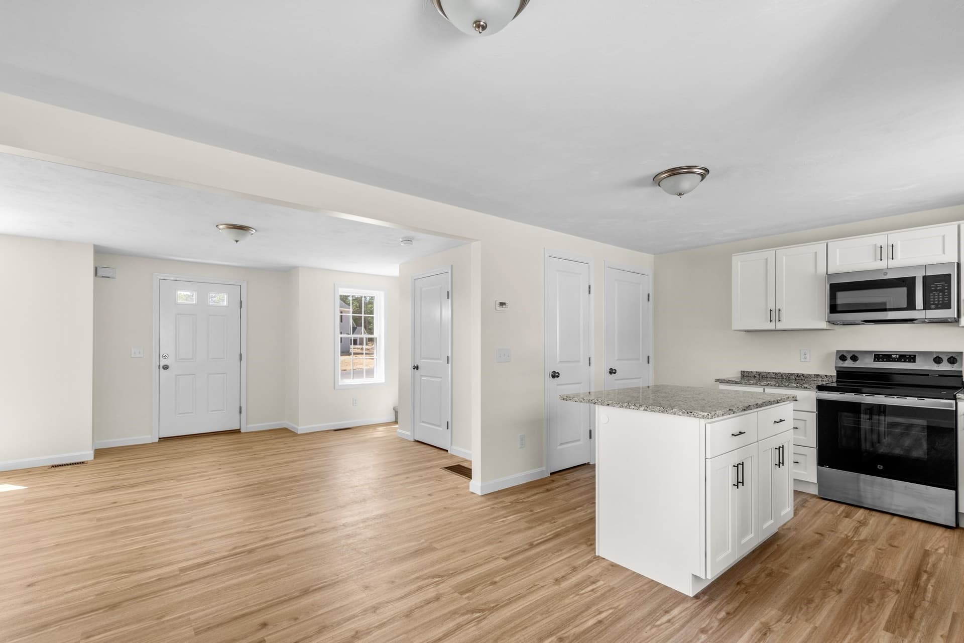 Single Family Residence at 44 Bumblebee Dr., Plymouth MA 02360, photo 23 of 32