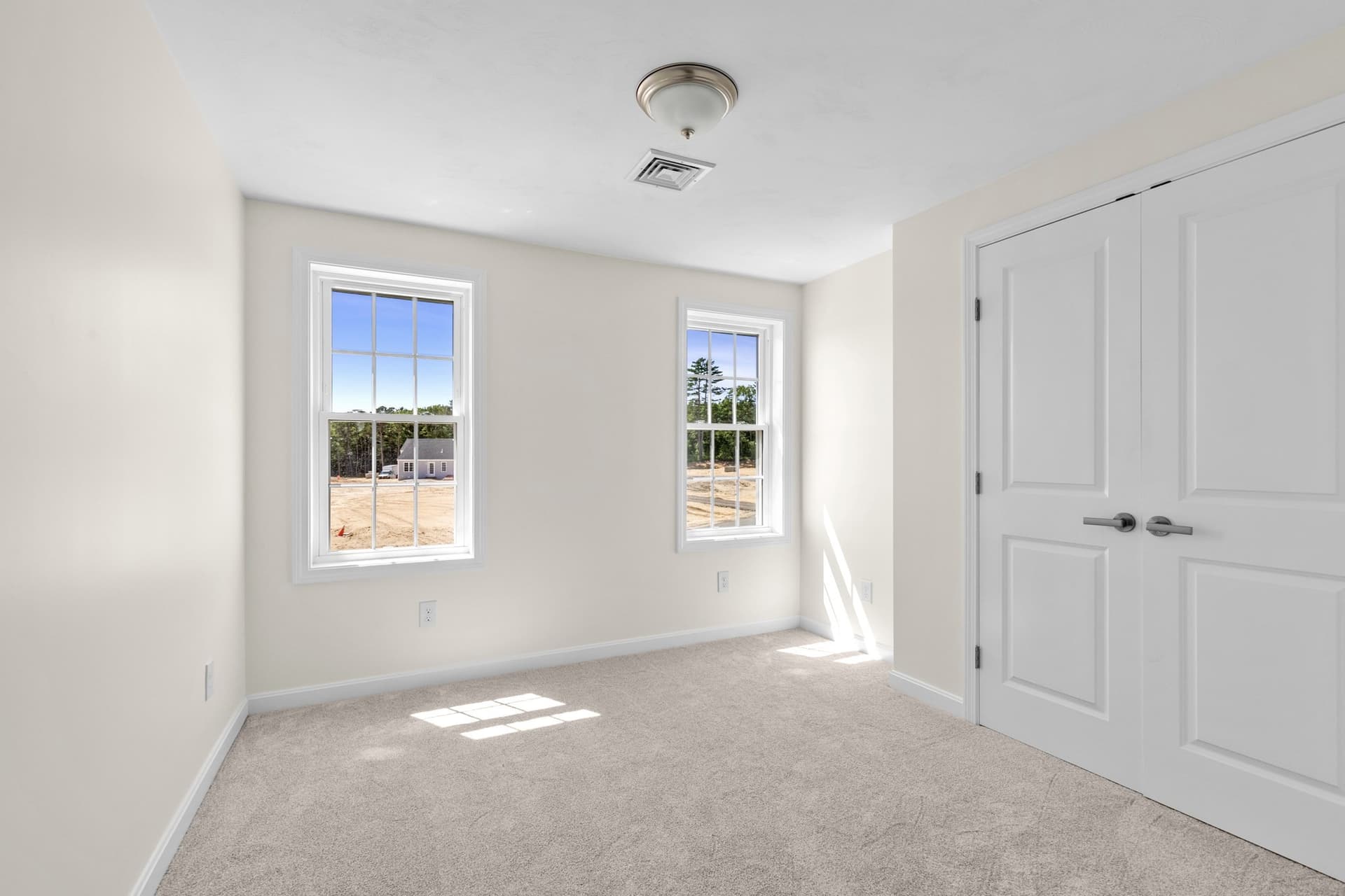 Single Family Residence at 44 Bumblebee Dr., Plymouth MA 02360, photo 26 of 32