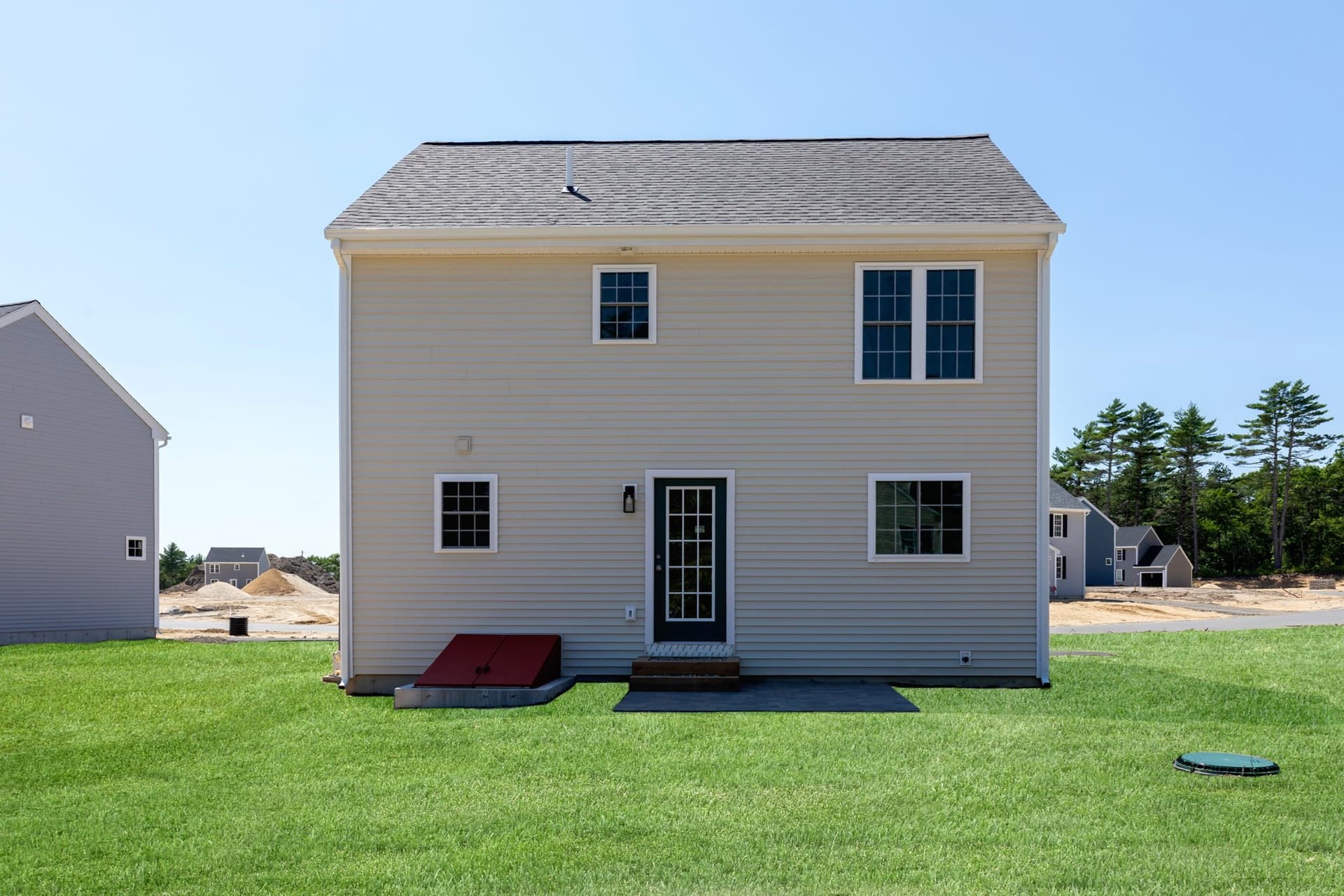 Single Family Residence at 44 Bumblebee Dr., Plymouth MA 02360, photo 5 of 32