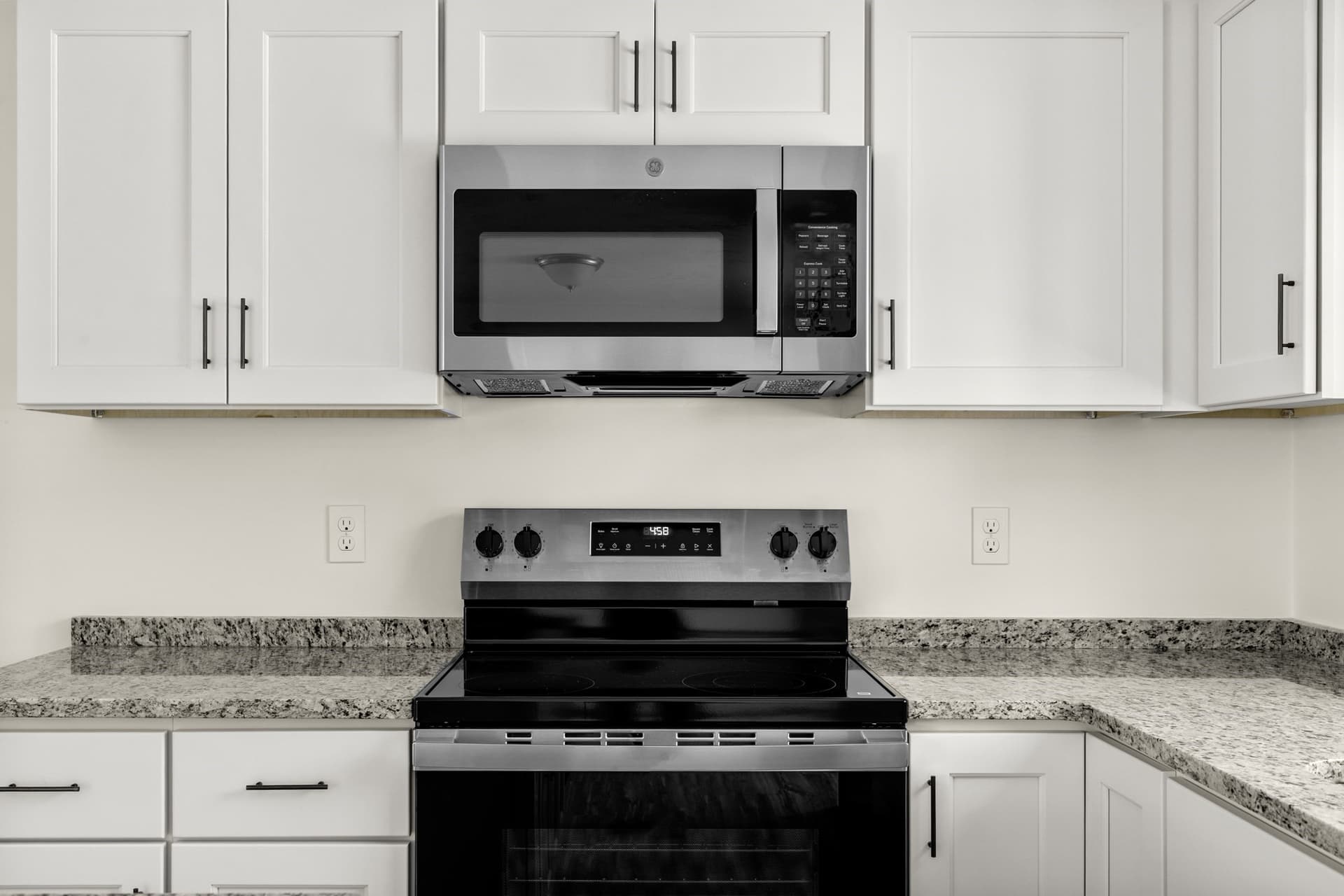 Single Family Residence at 44 Bumblebee Dr., Plymouth MA 02360, photo 14 of 32