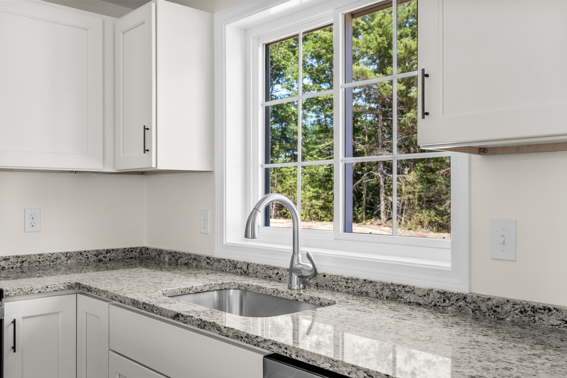 Single Family Residence at 44 Bumblebee Dr., Plymouth MA 02360, photo 15 of 32