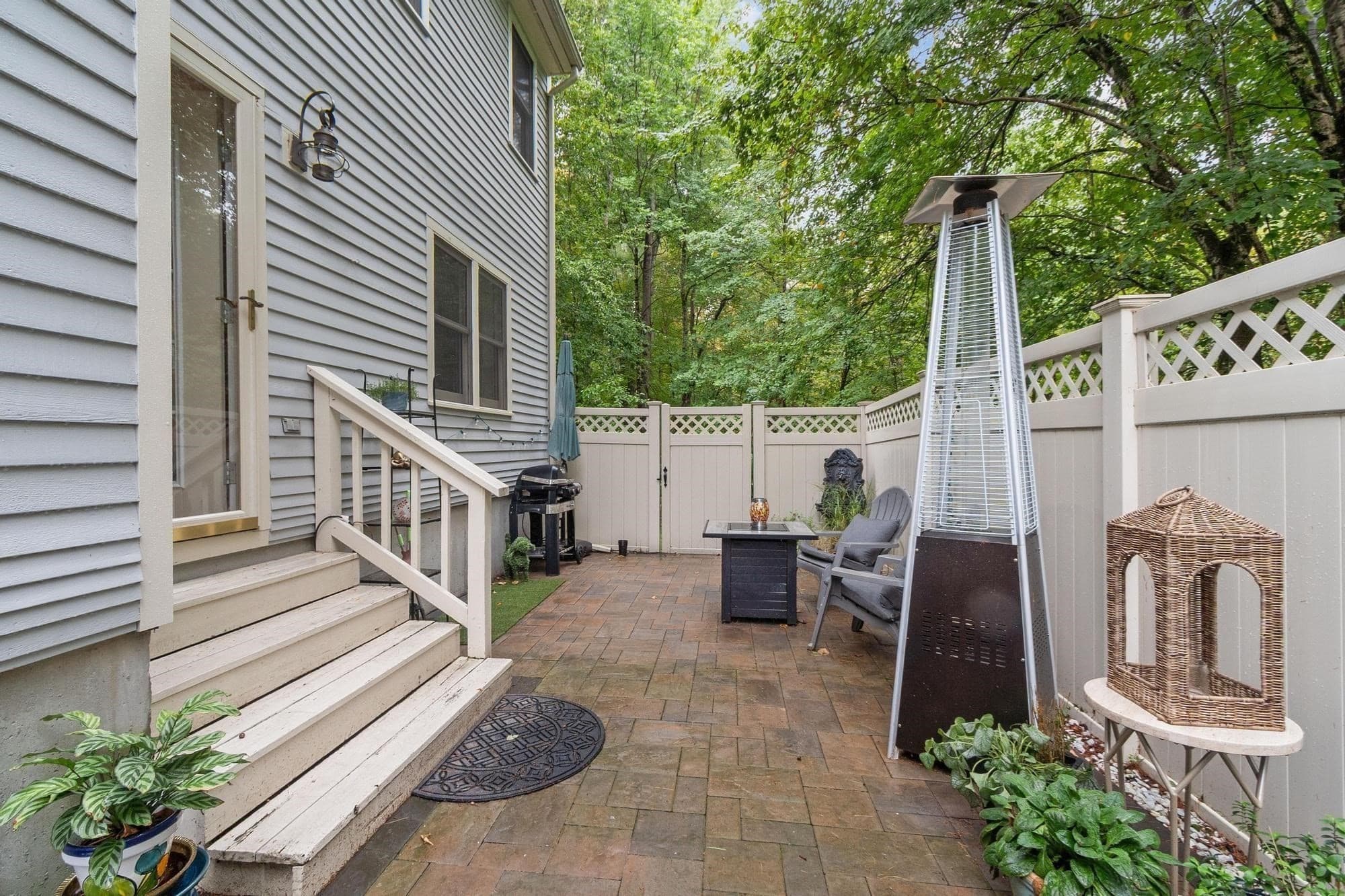 Condominium at 25 Pickman Dr # 25, Bedford MA 01730, Bedford, photo 35 of 42