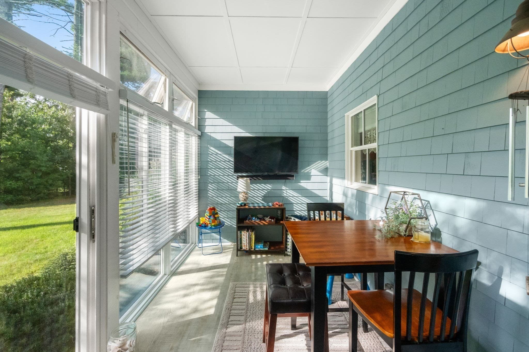 Condominium at 31 Hathaway Pond Cir # 31, Rochester MA 02770, Rochester, photo 30 of 42