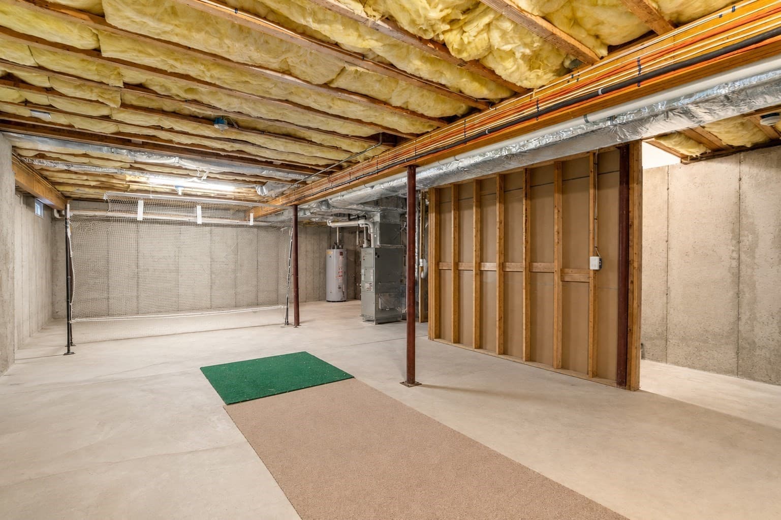 Condominium at 31 Hathaway Pond Cir # 31, Rochester MA 02770, Rochester, photo 34 of 42