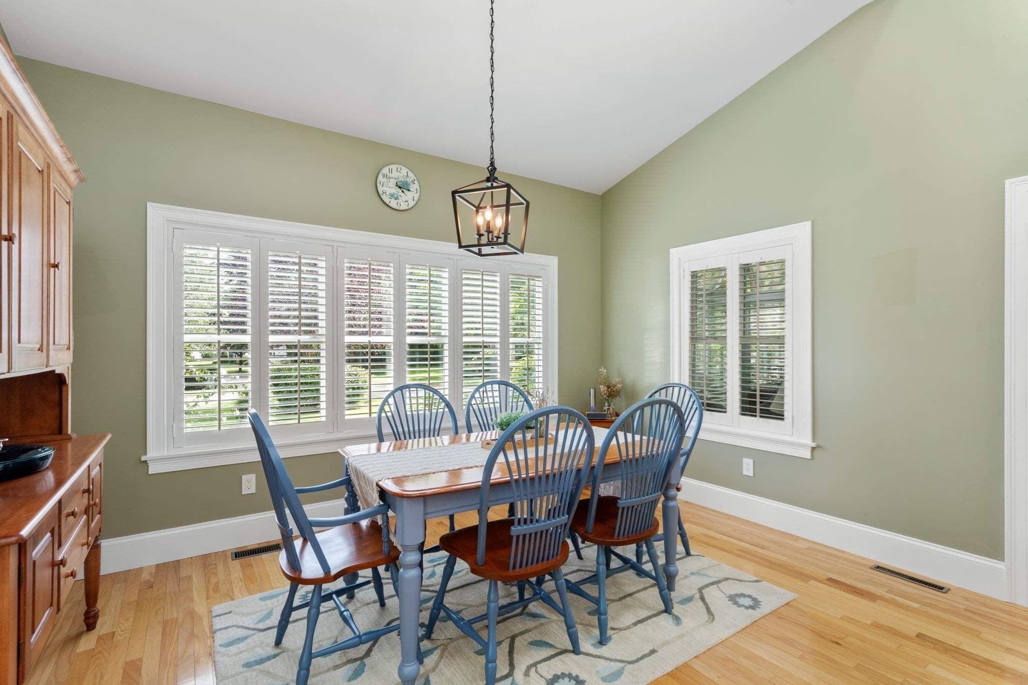 Condominium at 31 Hathaway Pond Cir # 31, Rochester MA 02770, Rochester, photo 4 of 42