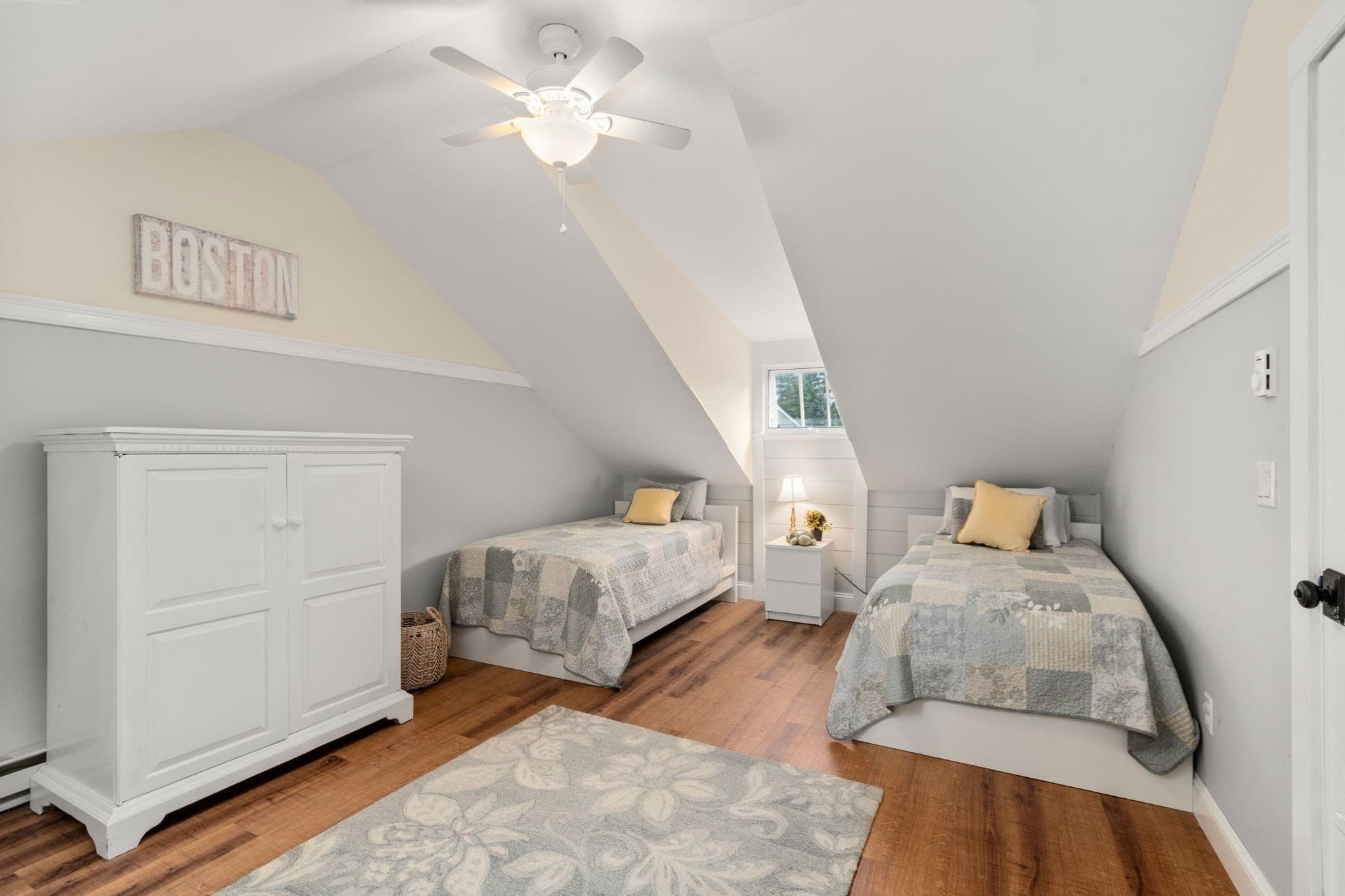 Condominium at 31 Hathaway Pond Cir # 31, Rochester MA 02770, Rochester, photo 25 of 42