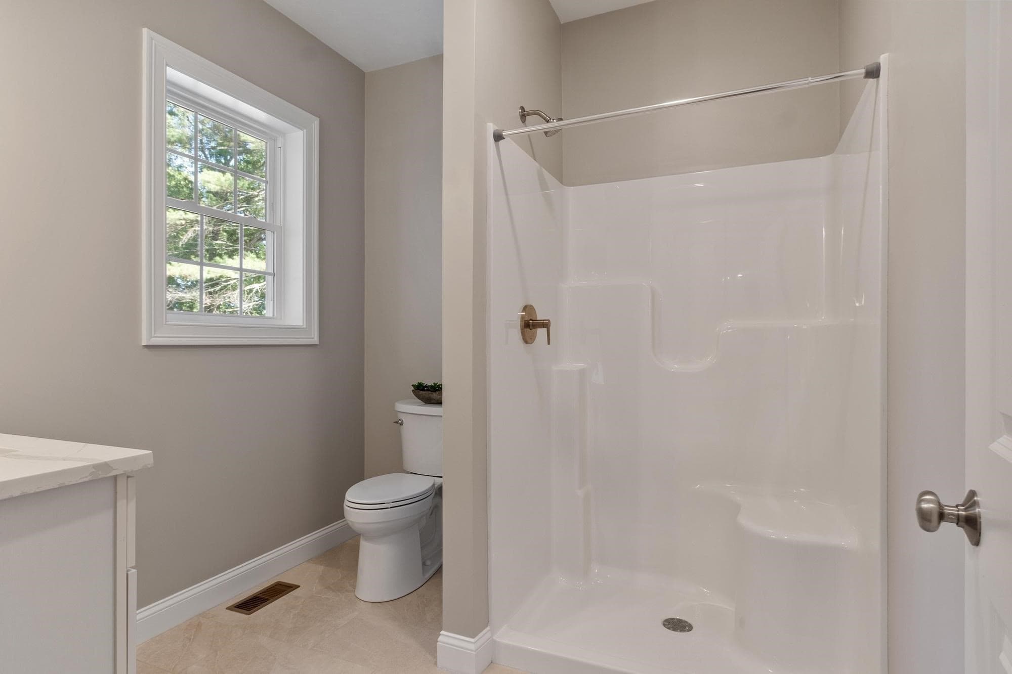 Condex at 6 Jewett Rd # 2, Sterling MA 01564, Sterling, photo 15 of 36