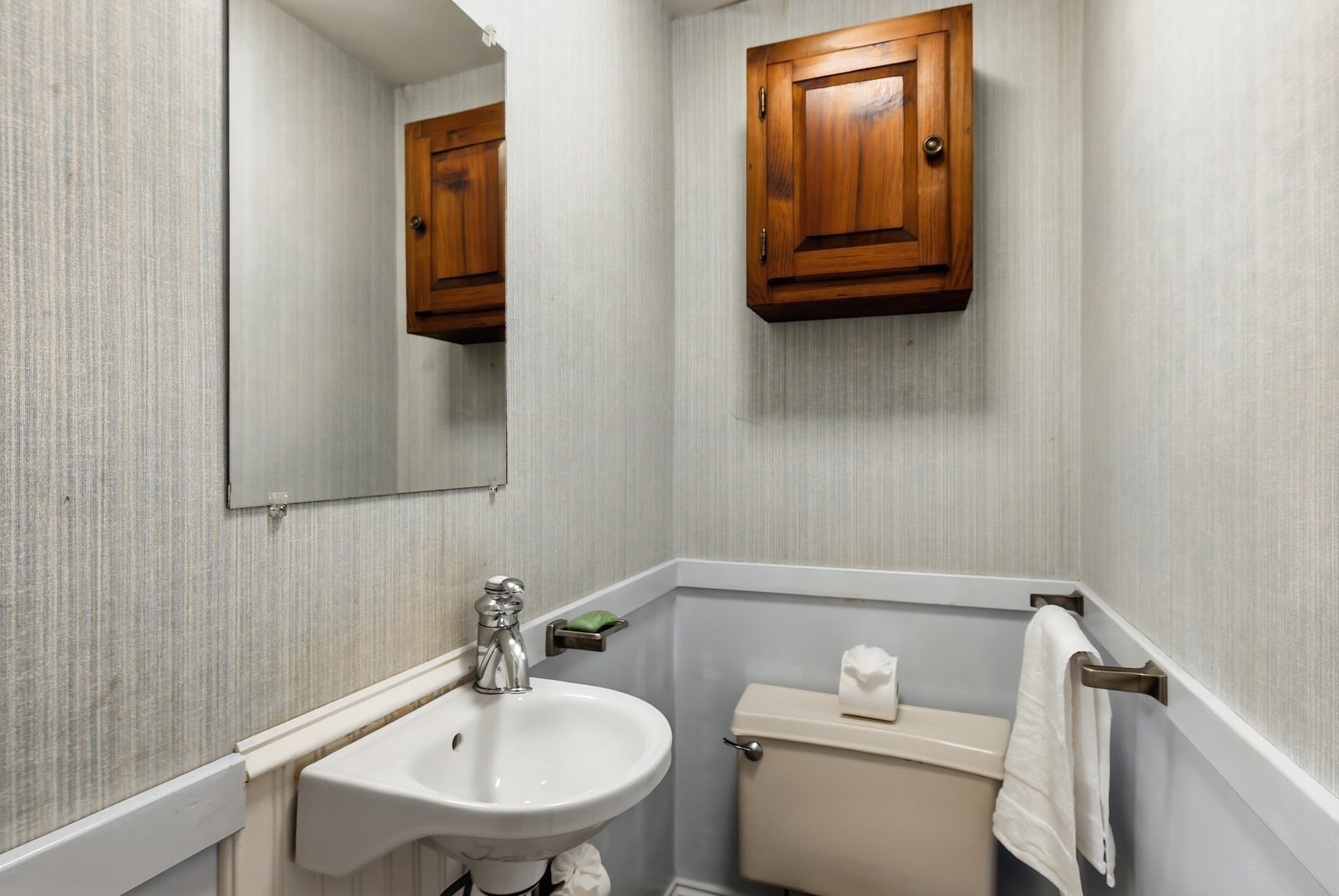 Single Family Residence at 74 Chestnut St, Andover MA 01810, Andover, photo 18 of 34