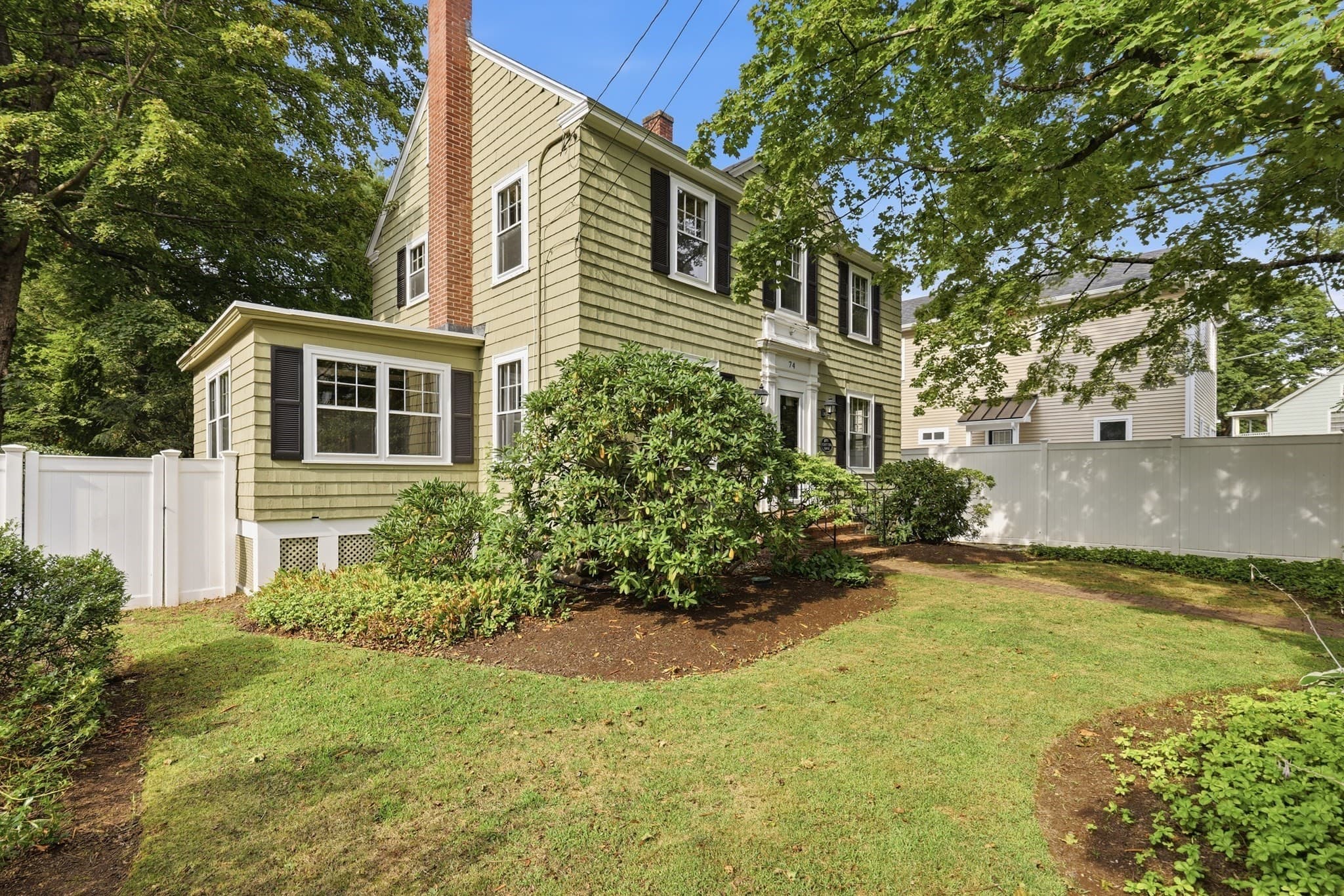 Single Family Residence at 74 Chestnut St, Andover MA 01810, Andover, photo 4 of 34