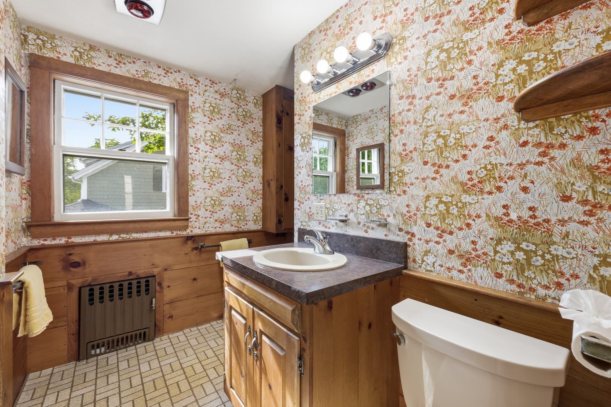 Single Family Residence at 74 Chestnut St, Andover MA 01810, Andover, photo 25 of 34