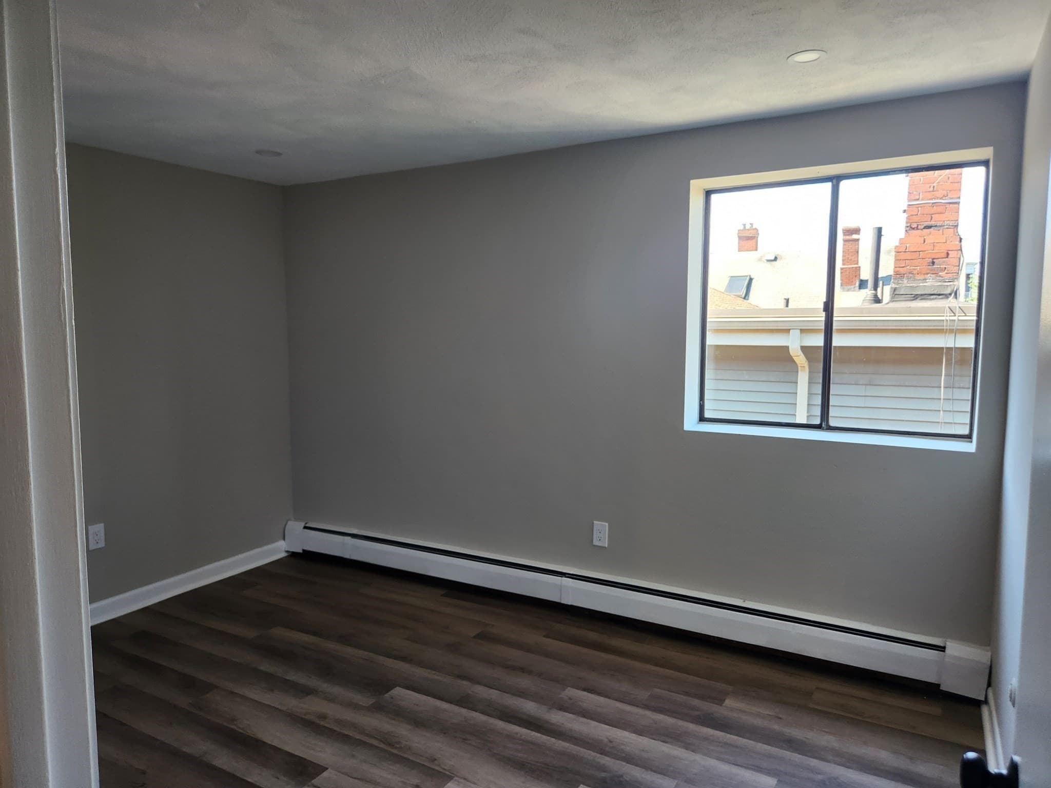 Condominium at 33 Cary Ave # 15, Chelsea MA 02150, Chelsea, photo 6 of 9
