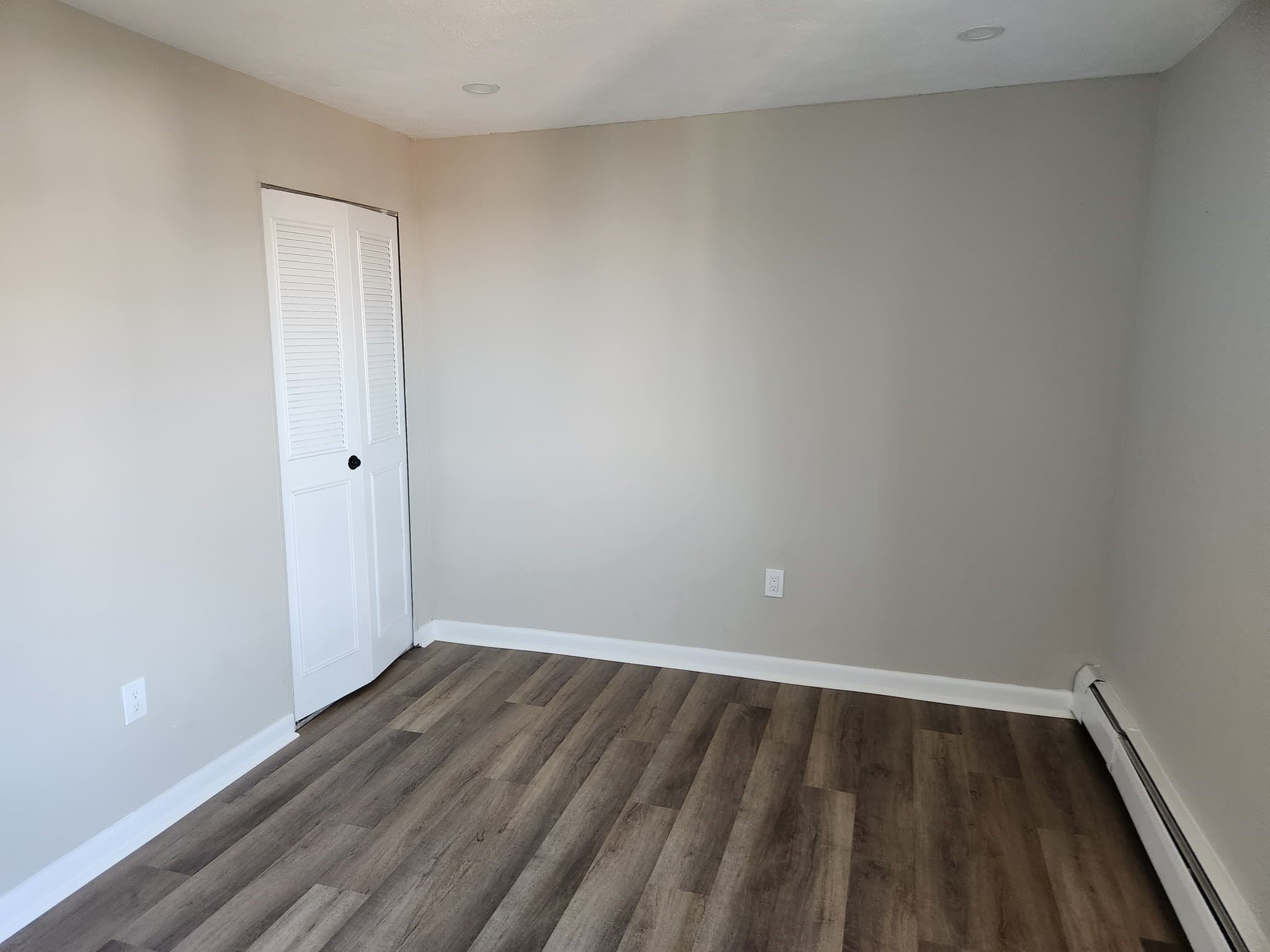 Condominium at 33 Cary Ave # 15, Chelsea MA 02150, Chelsea, photo 7 of 9