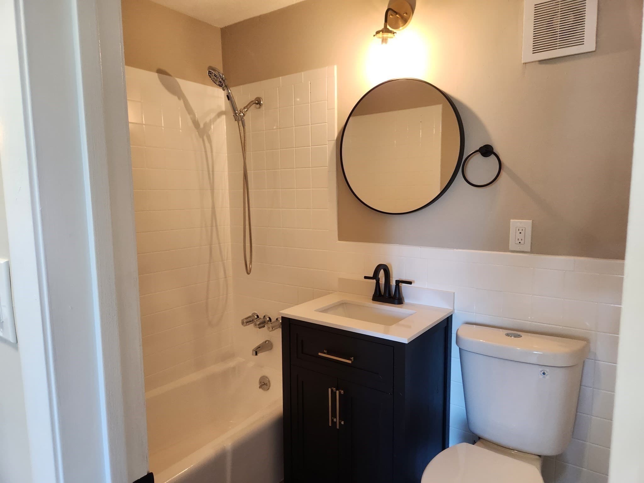 Condominium at 33 Cary Ave # 15, Chelsea MA 02150, Chelsea, photo 9 of 9