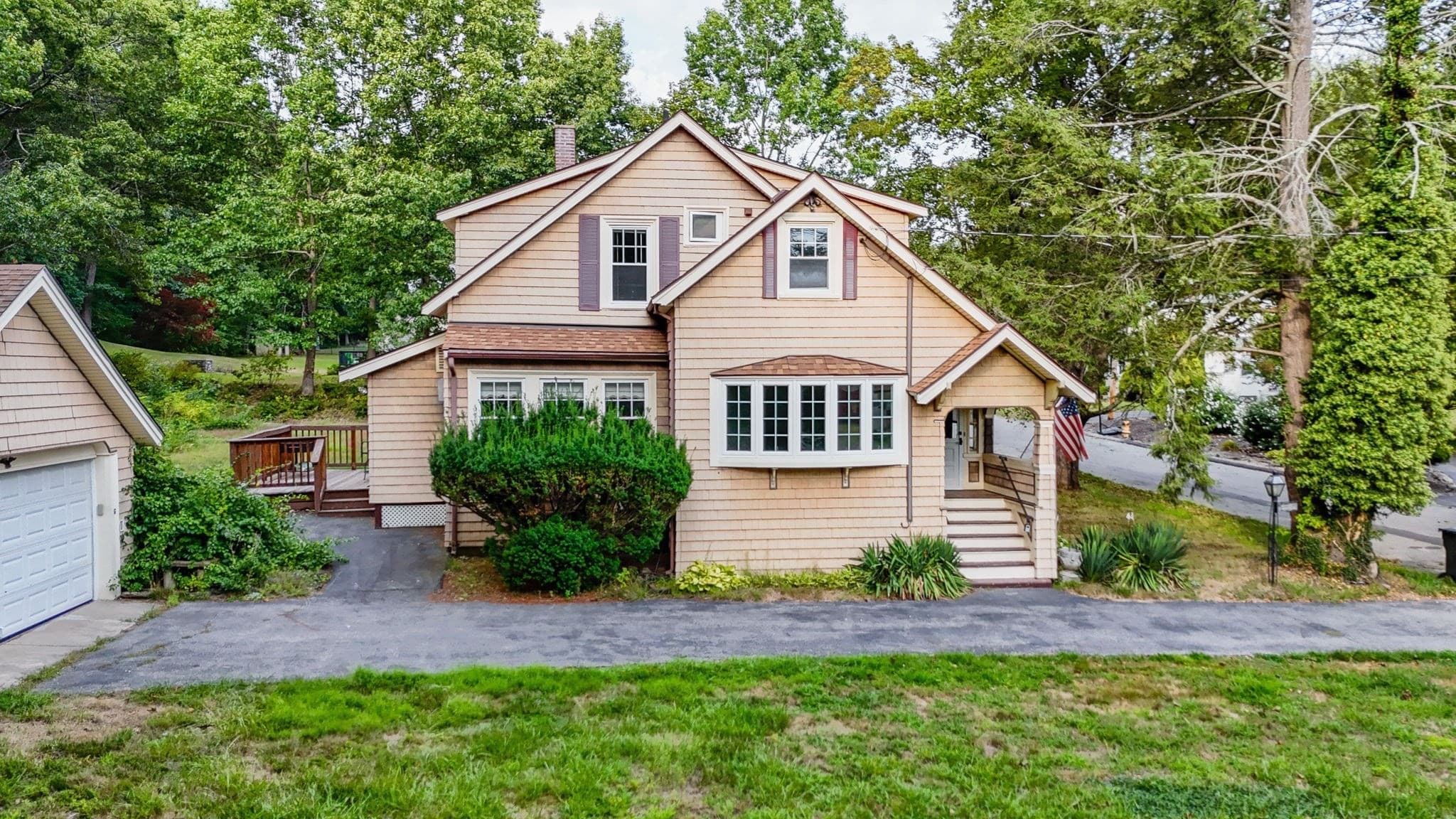 30 Woodrow Ave, Haverhill MA 01830