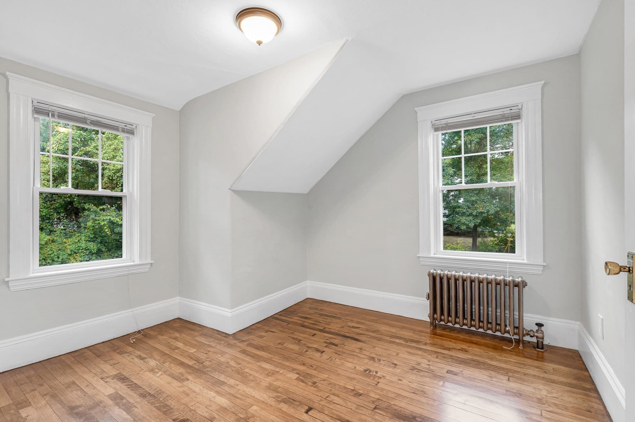 Single Family Residence at 30 Woodrow Ave, Haverhill MA 01830, photo 11 of 34