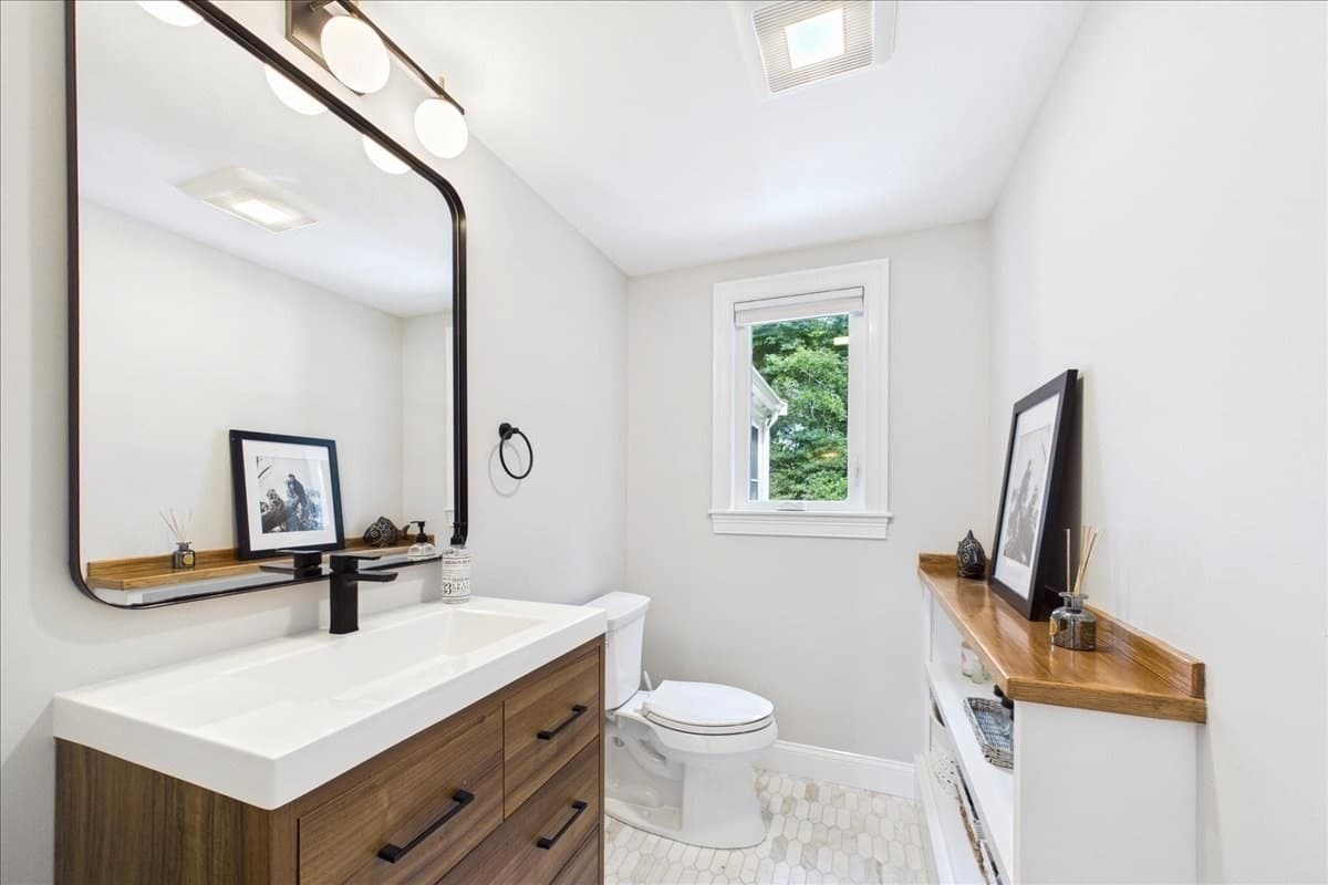 Single Family Residence at 181 King James Drive, Dennis MA 02660, Dennis, photo 20 of 41