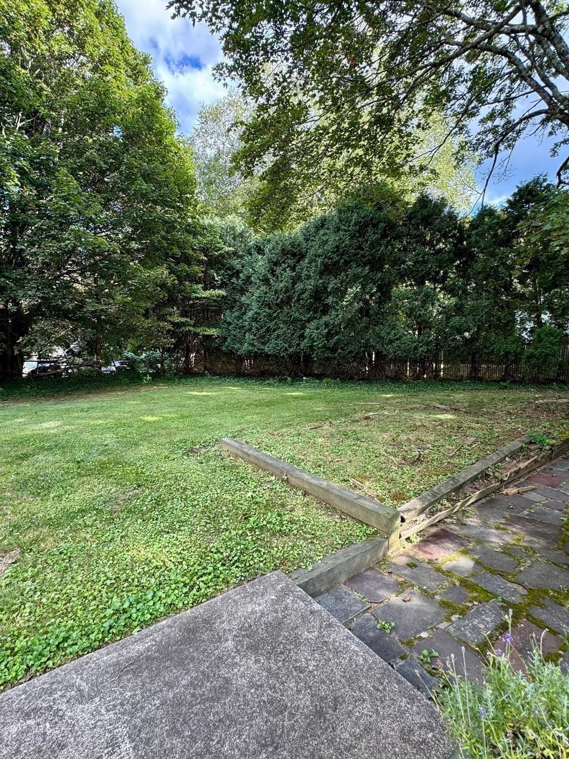 Single Family Residence at 33 E Chestnut St, Sharon MA 02067, Sharon, photo 8 of 14