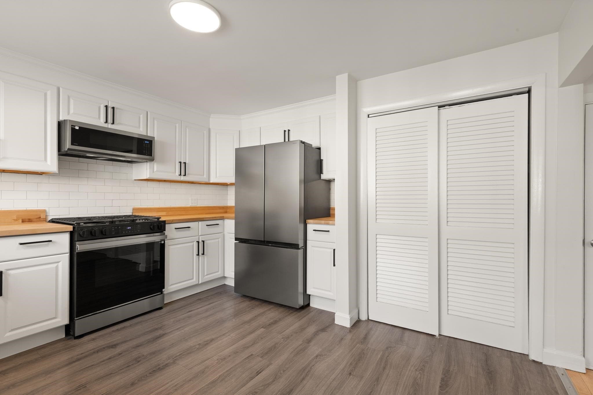 Single Family Residence at 13 Heard, Chelsea MA 02150, Chelsea, photo 16 of 38