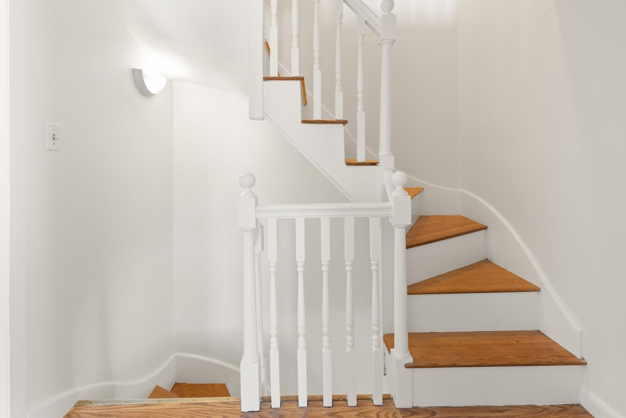 Single Family Residence at 13 Heard, Chelsea MA 02150, Chelsea, photo 9 of 38