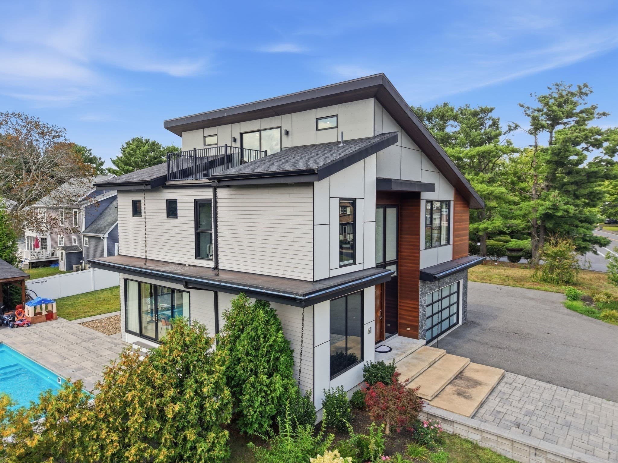 Single Family Residence at 61 Walnut St, Saugus MA 01906, Saugus, photo 38 of 42