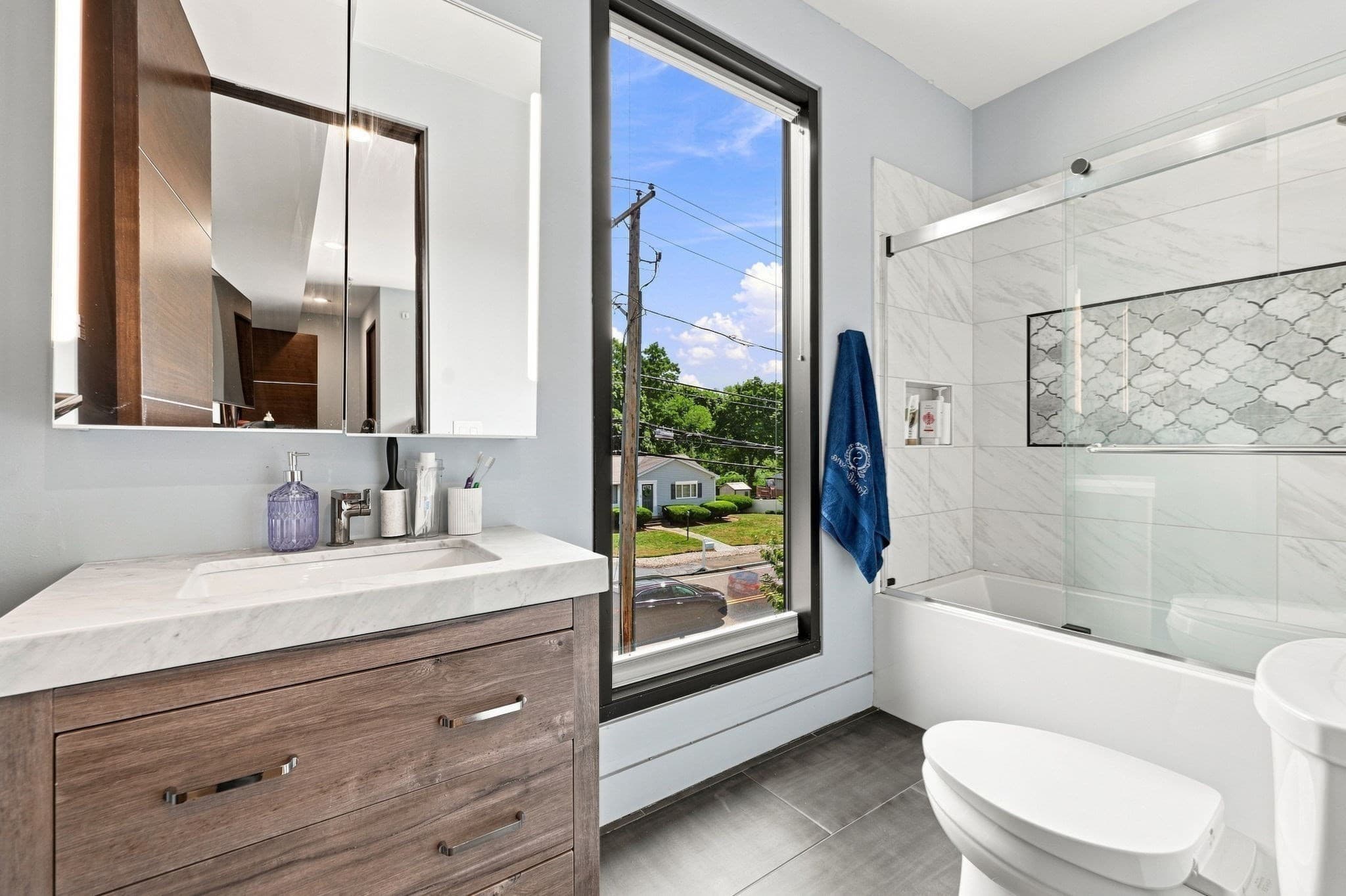 Single Family Residence at 61 Walnut St, Saugus MA 01906, Saugus, photo 19 of 42