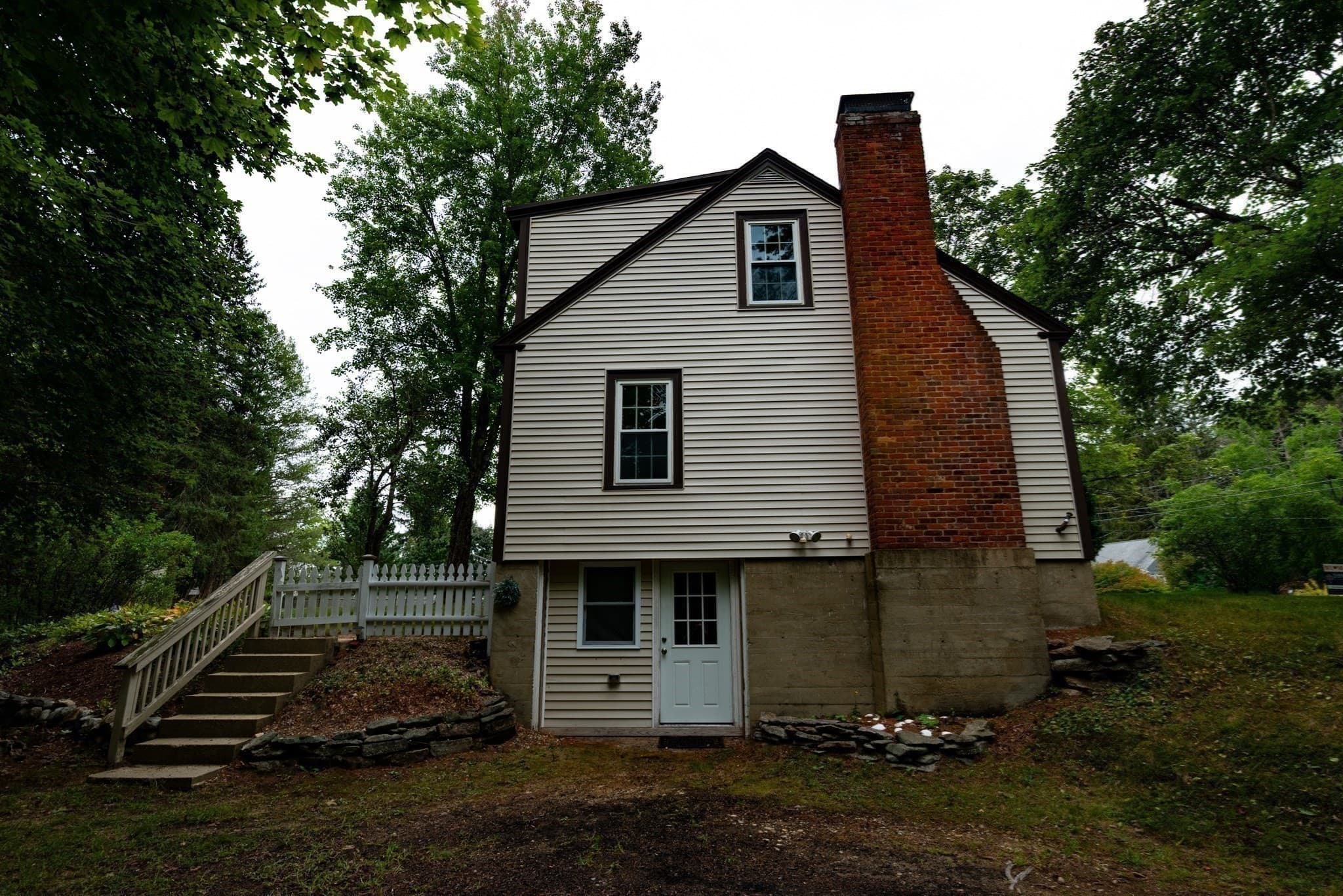 Single Family Residence at 81 Winchester St, Templeton MA 01436, Templeton, photo 3 of 38