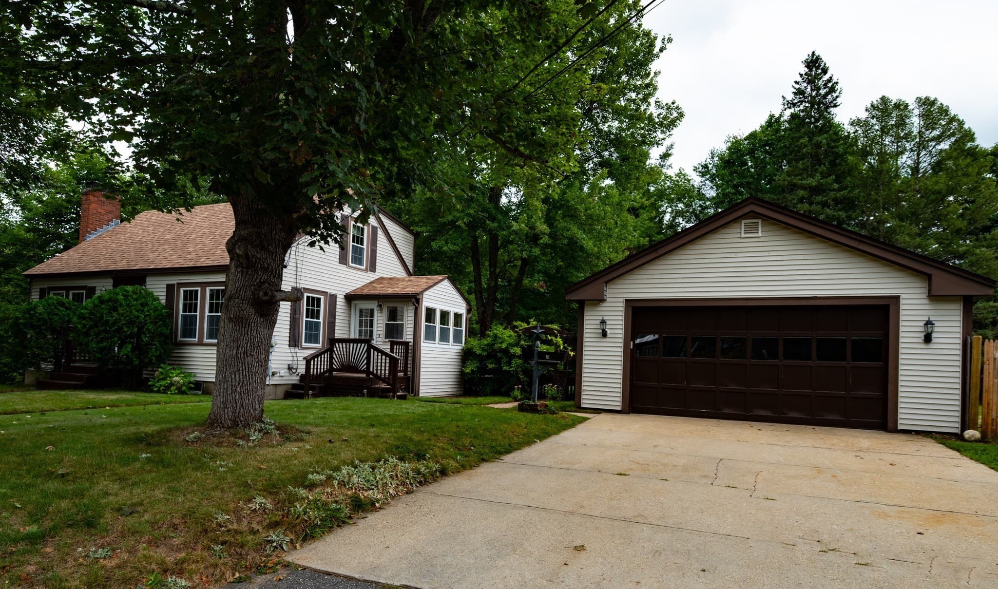 81 Winchester St, Templeton MA 01436