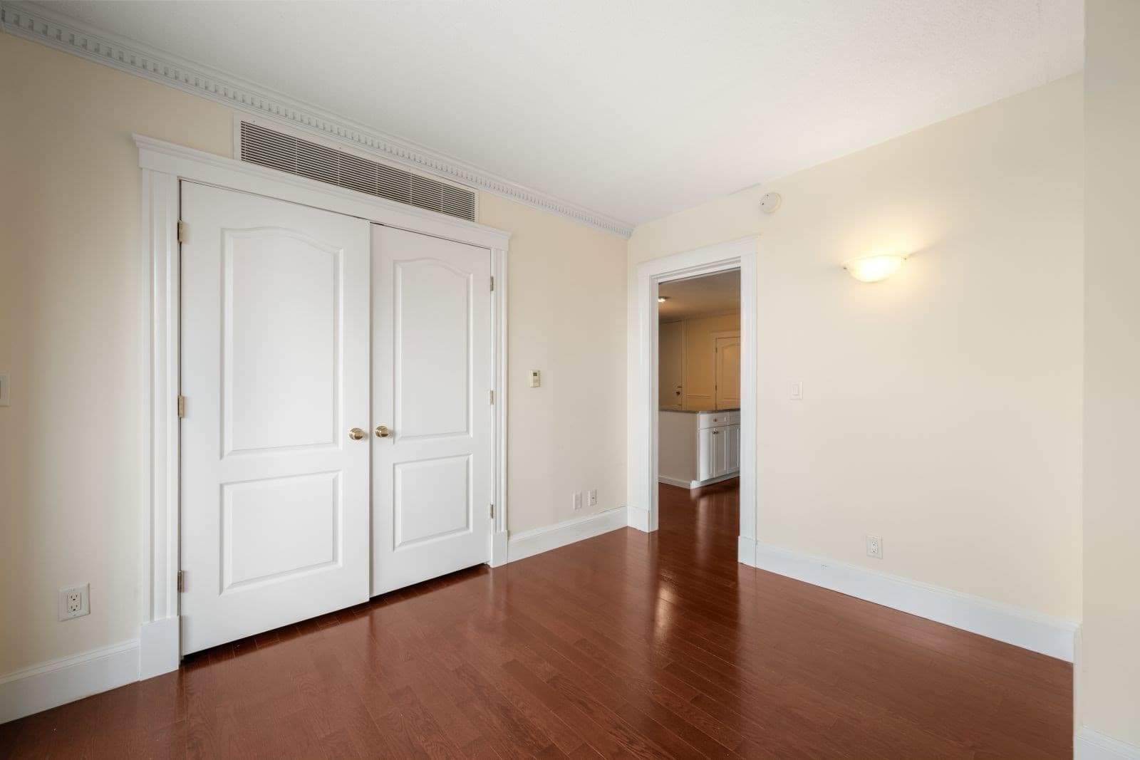 Condominium at 85 East India Row # 10G, Boston MA 02110, photo 7 of 38