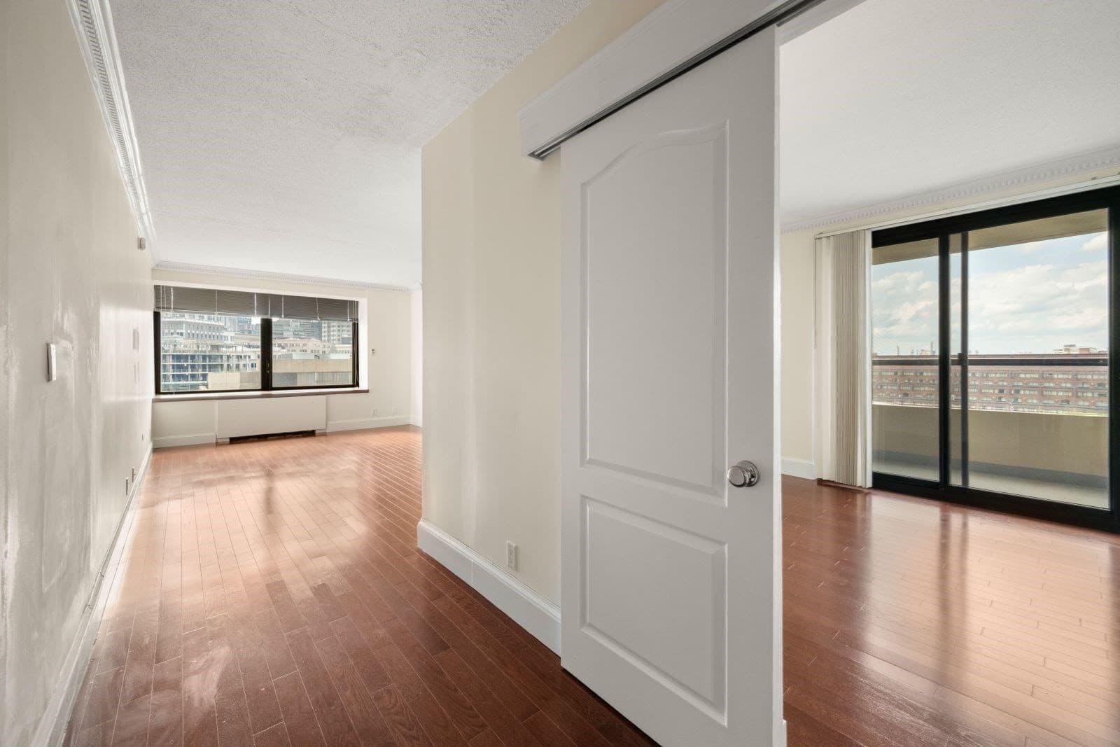 Condominium at 85 East India Row # 10G, Boston MA 02110, photo 9 of 38