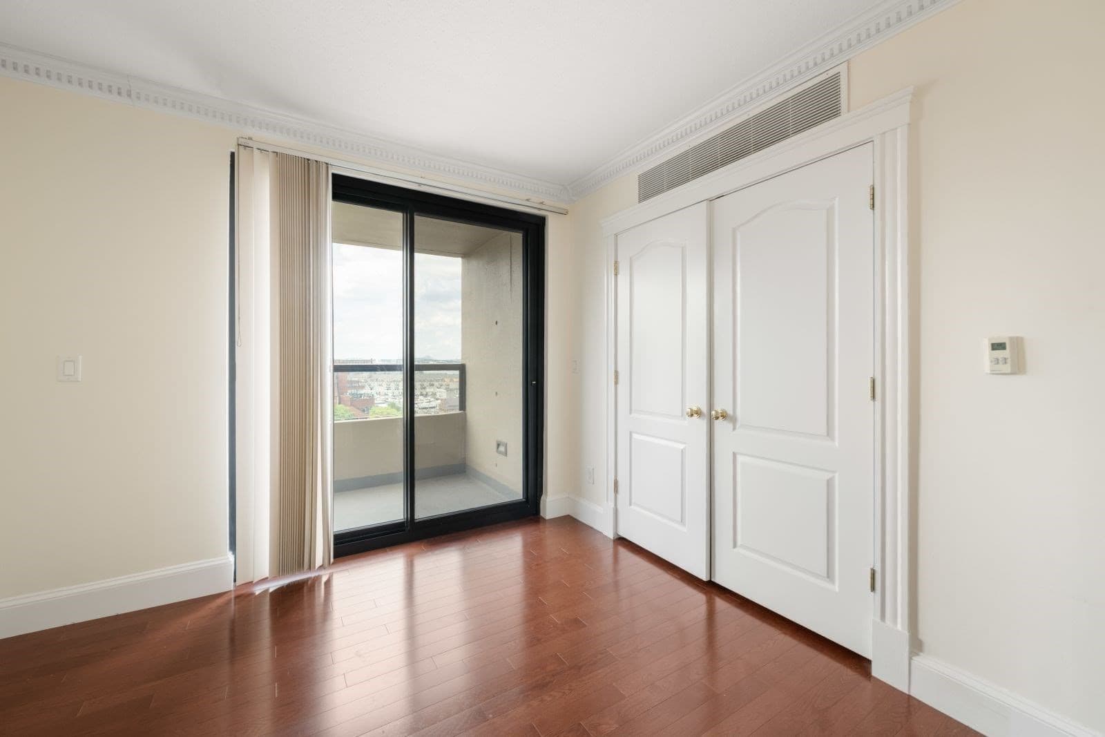Condominium at 85 East India Row # 10G, Boston MA 02110, photo 10 of 38
