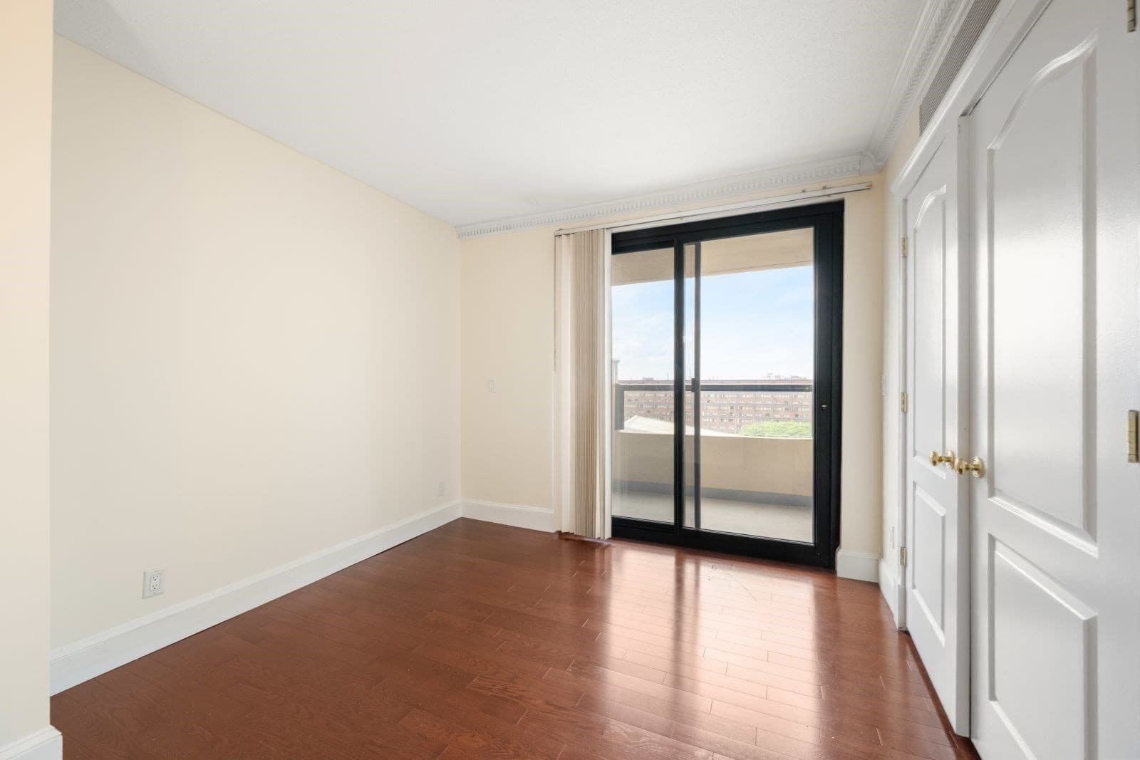 Condominium at 85 East India Row # 10G, Boston MA 02110, photo 8 of 38