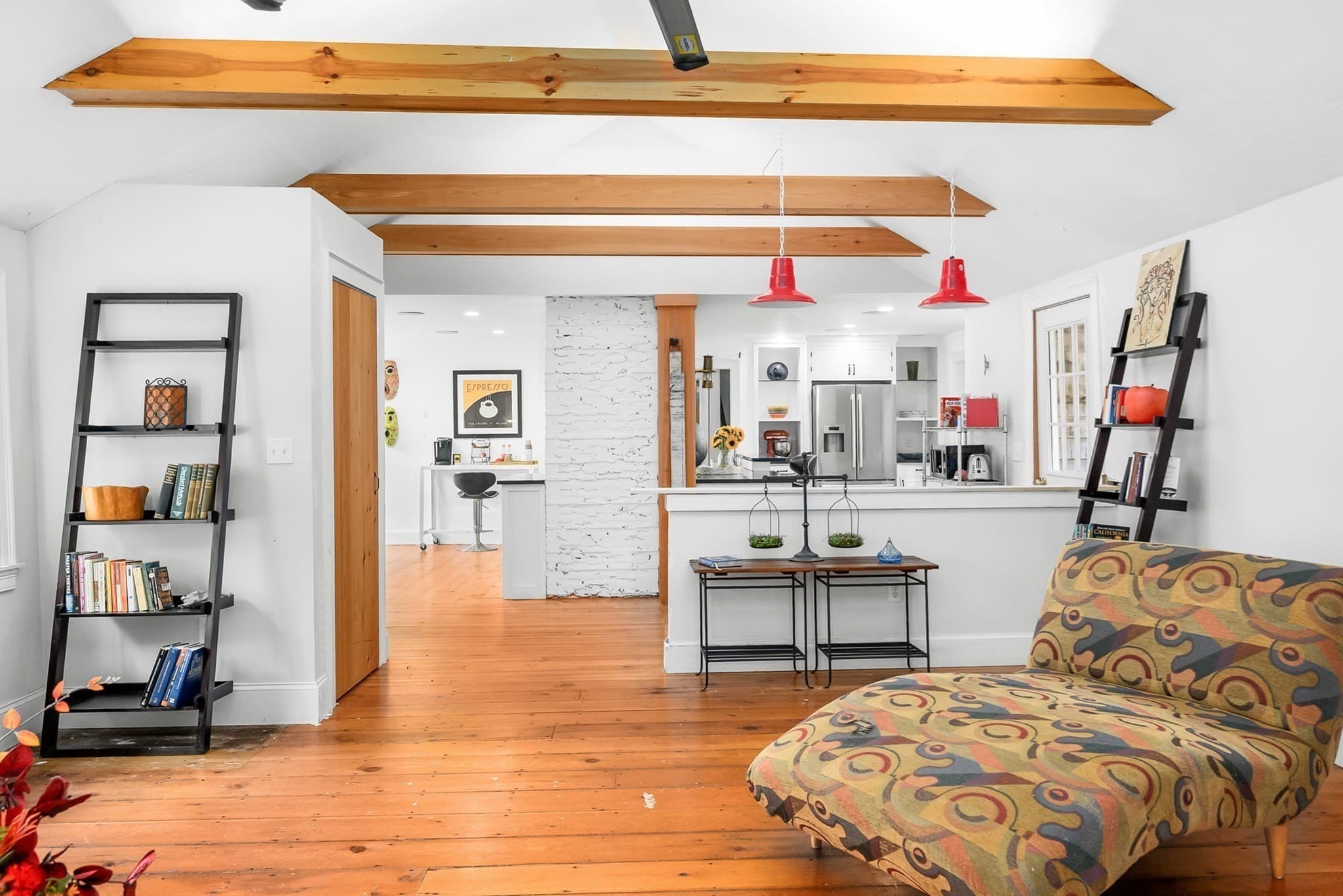 Single Family Residence at 204 Waquoit Hwy, Falmouth MA 02536, Falmouth, photo 6 of 34