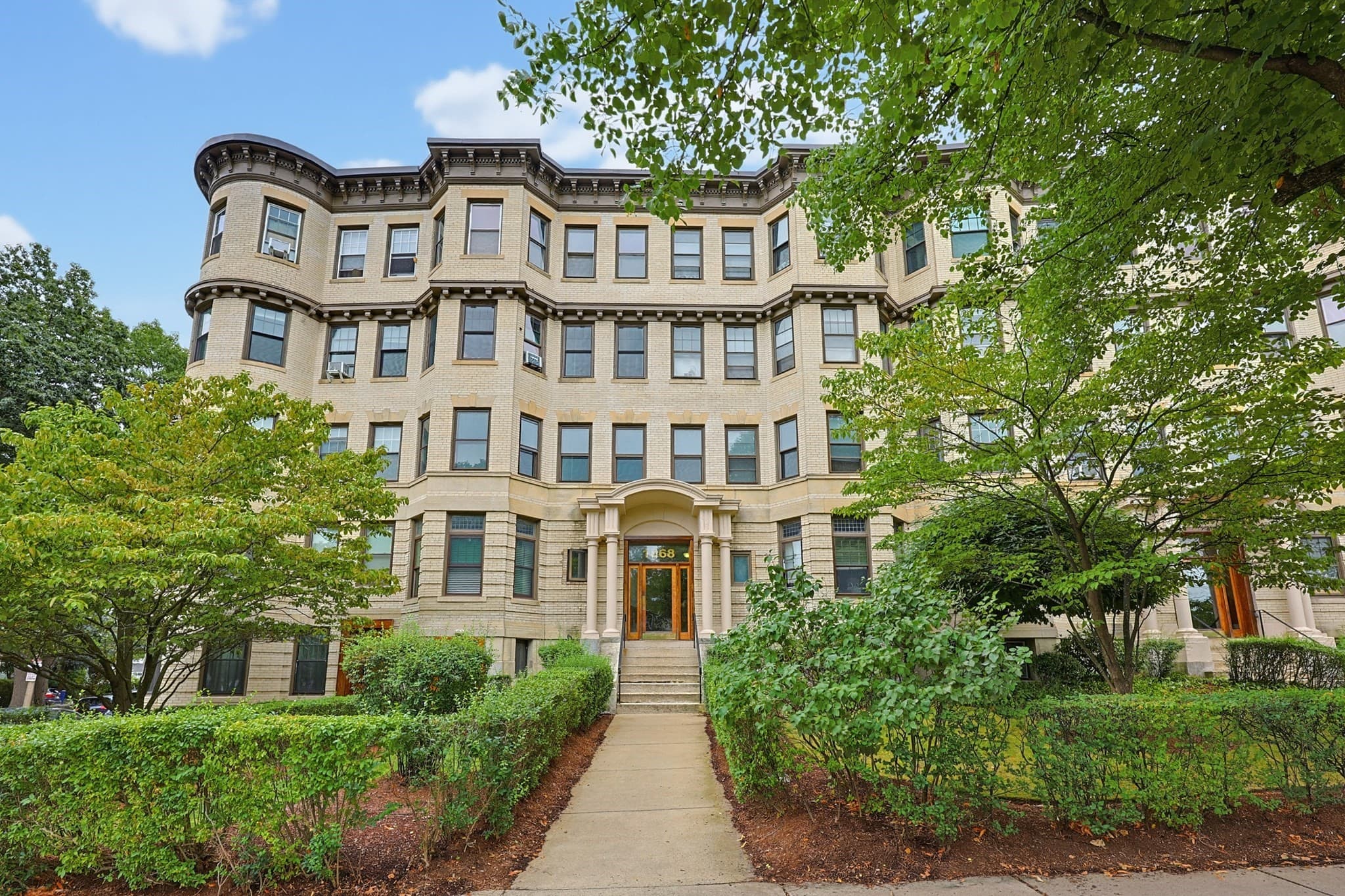 Condominium at 1868 Commonwealth Ave # 9, Boston MA 02135, photo 8 of 11