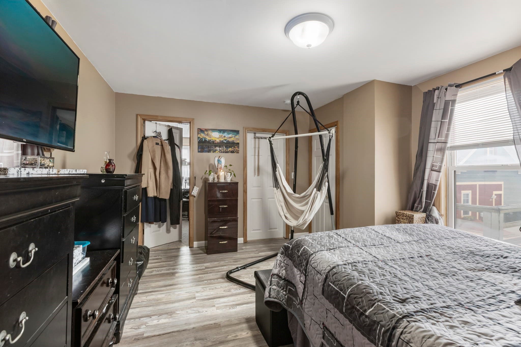 5-9 Family at 381 Pine St, Fall River MA 02720, Fall River, photo 12 of 41