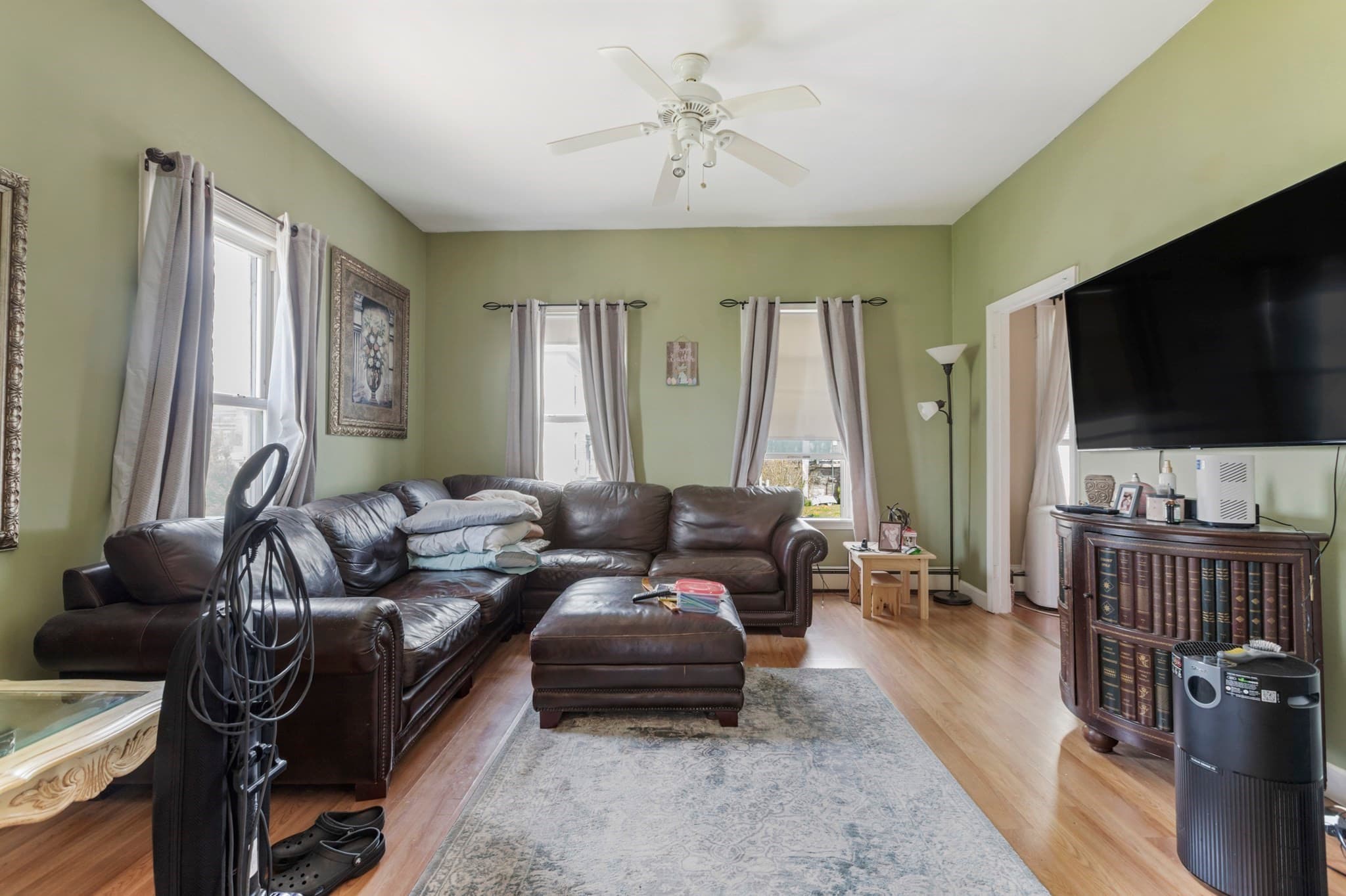 5-9 Family at 381 Pine St, Fall River MA 02720, Fall River, photo 7 of 41