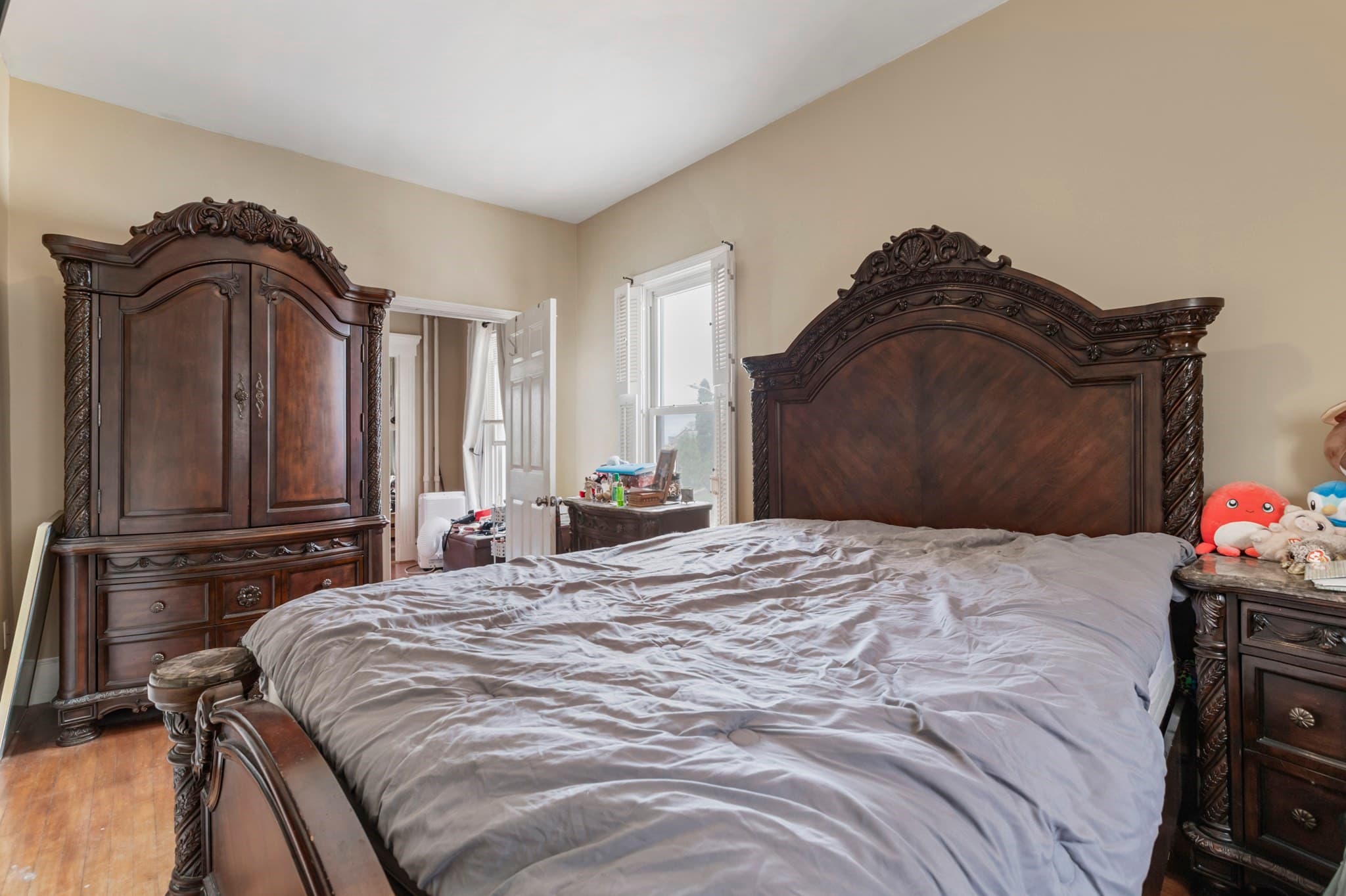 5-9 Family at 381 Pine St, Fall River MA 02720, Fall River, photo 14 of 41