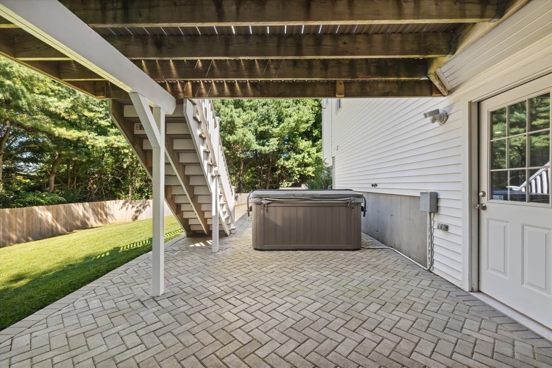 Single Family Residence at 38 Bellows Cir, Marlborough MA 01752, Marlborough, photo 34 of 42
