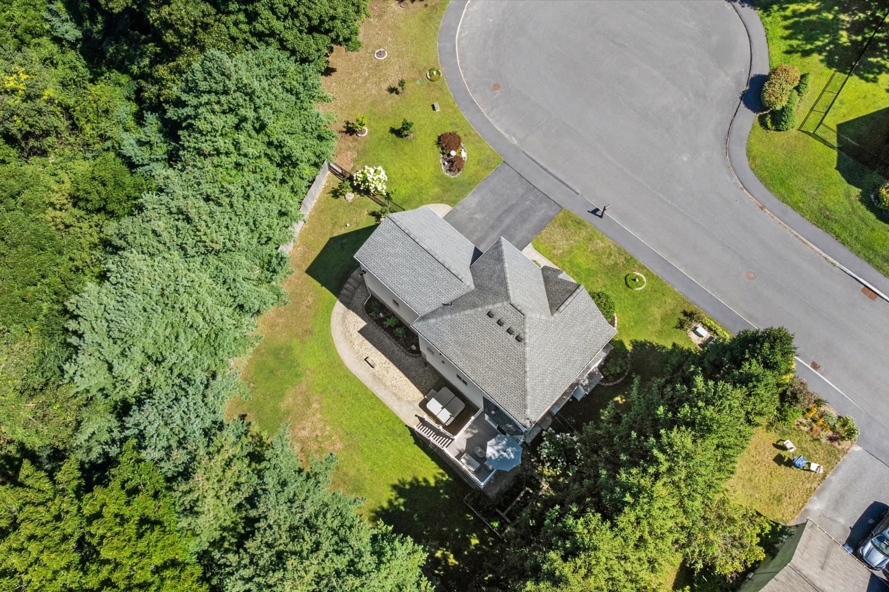 Single Family Residence at 38 Bellows Cir, Marlborough MA 01752, Marlborough, photo 41 of 42