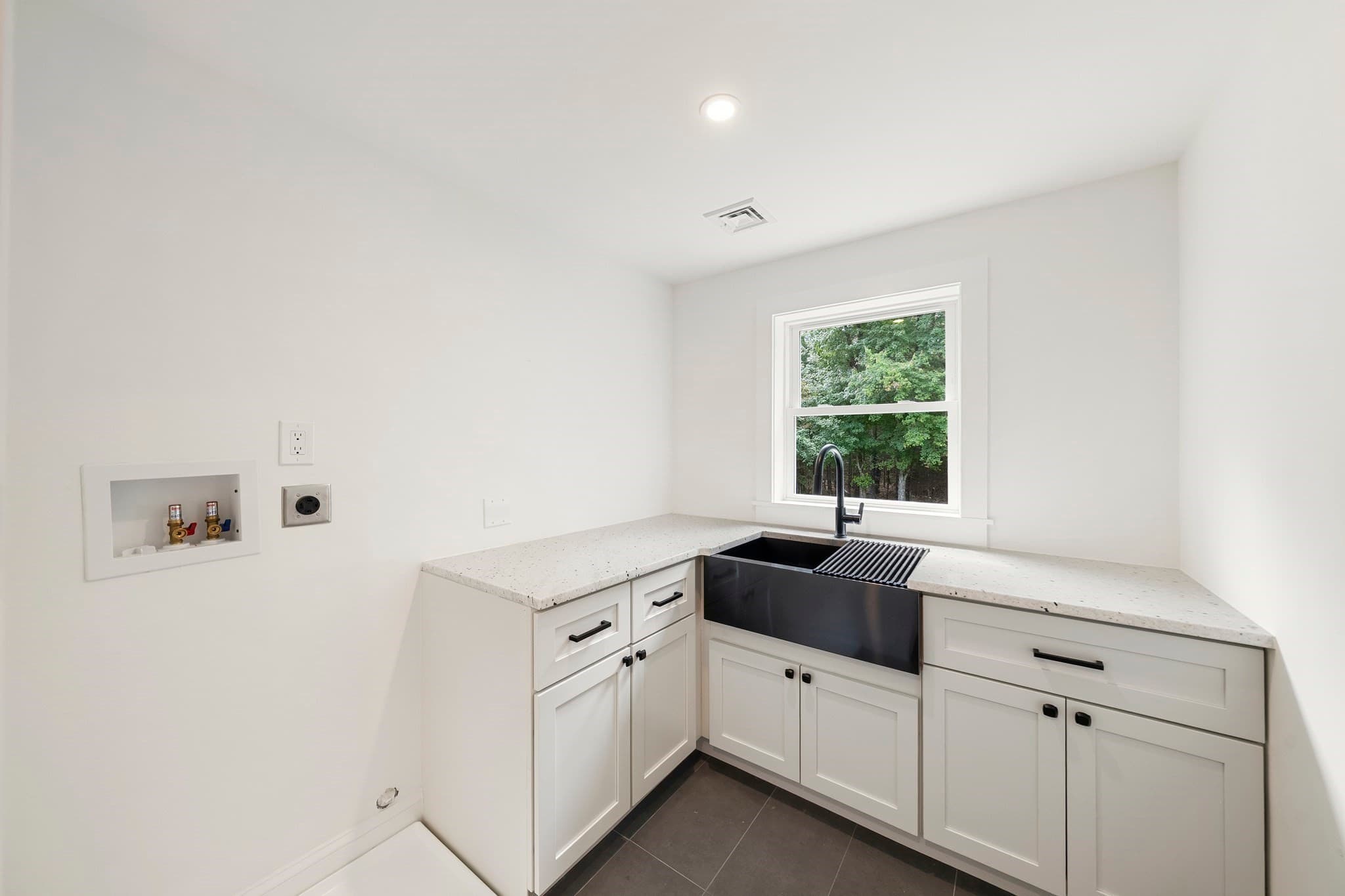 Single Family Residence at 14 Cider Mill Rd, Medway MA 02053, Medway, photo 24 of 42