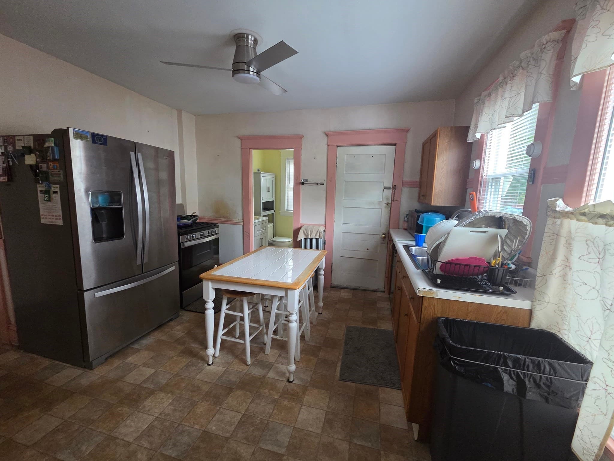 Single Family Residence at 81 Lyndale St, Springfield MA 01108, Springfield, photo 2 of 21