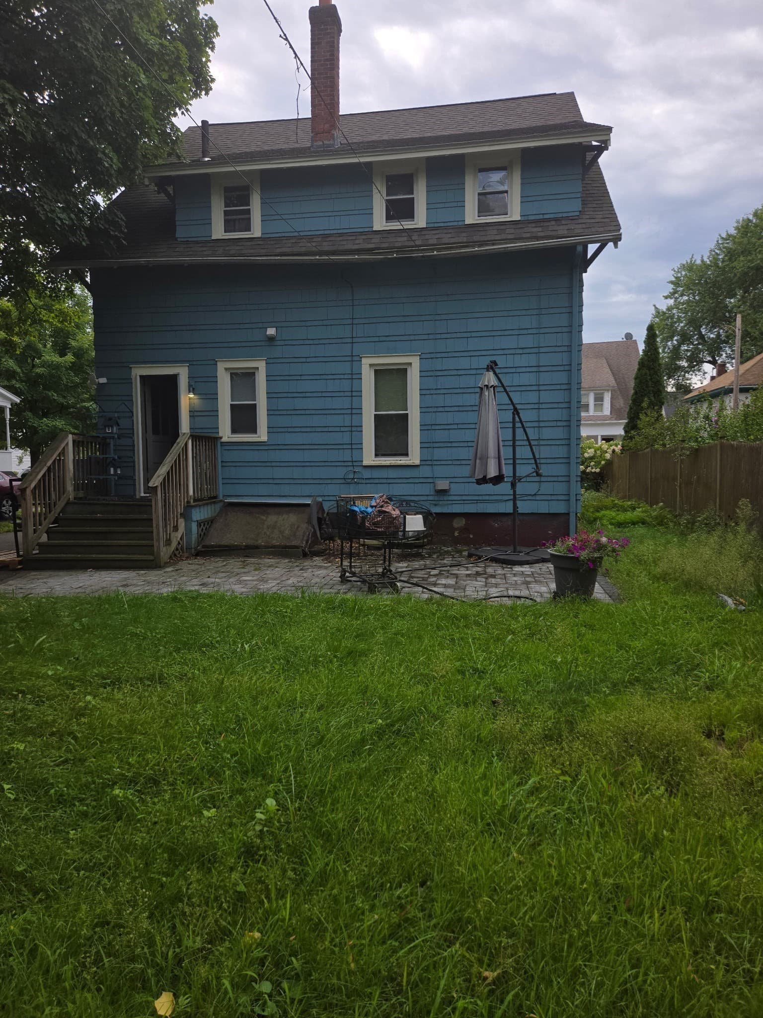 Single Family Residence at 81 Lyndale St, Springfield MA 01108, Springfield, photo 13 of 21