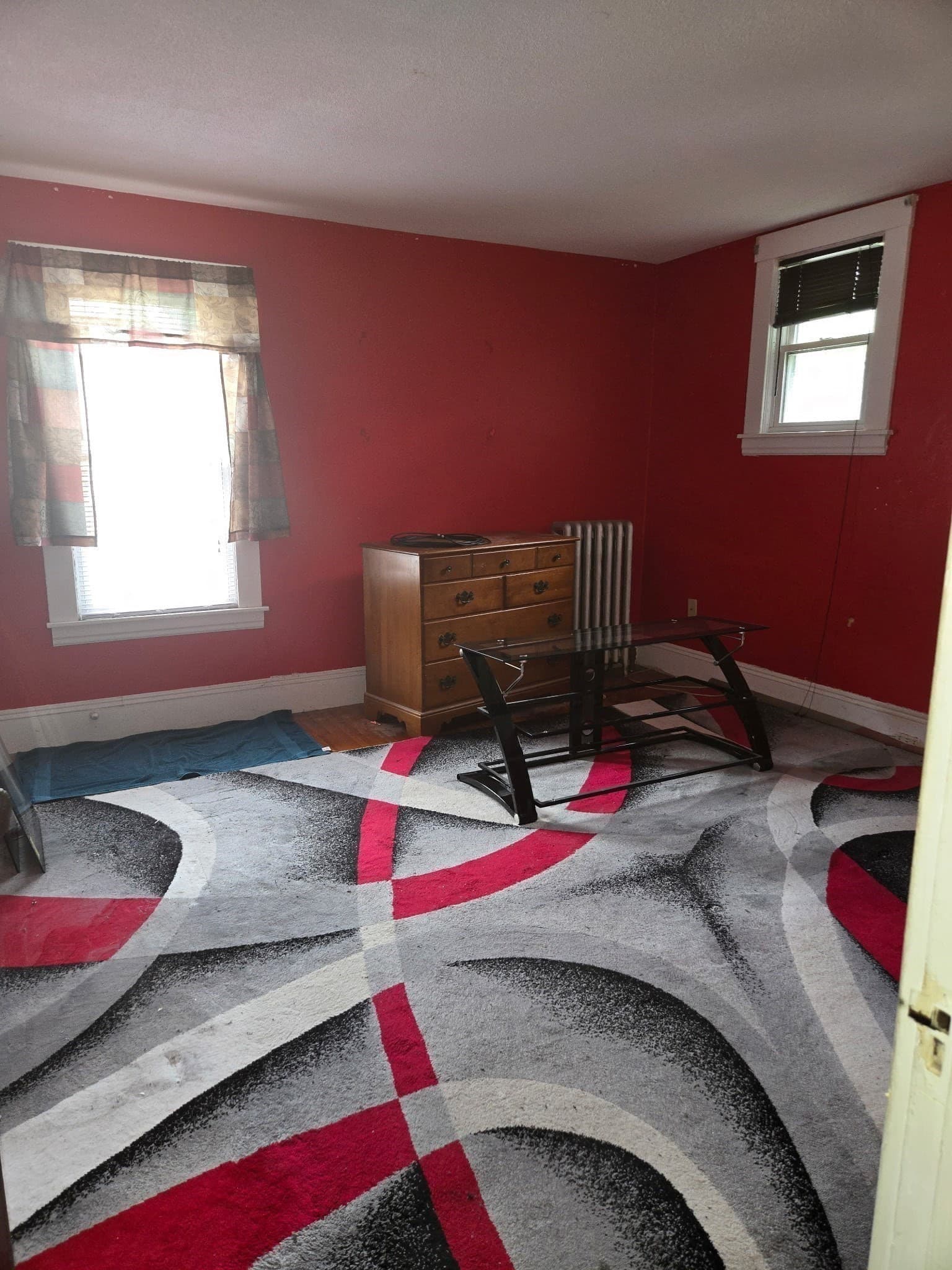 Single Family Residence at 81 Lyndale St, Springfield MA 01108, Springfield, photo 10 of 21