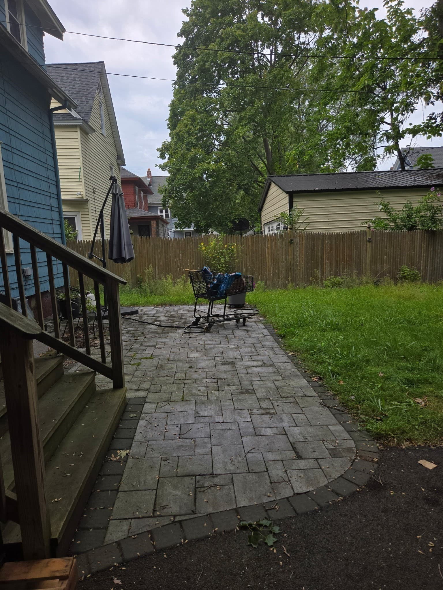 Single Family Residence at 81 Lyndale St, Springfield MA 01108, Springfield, photo 14 of 21