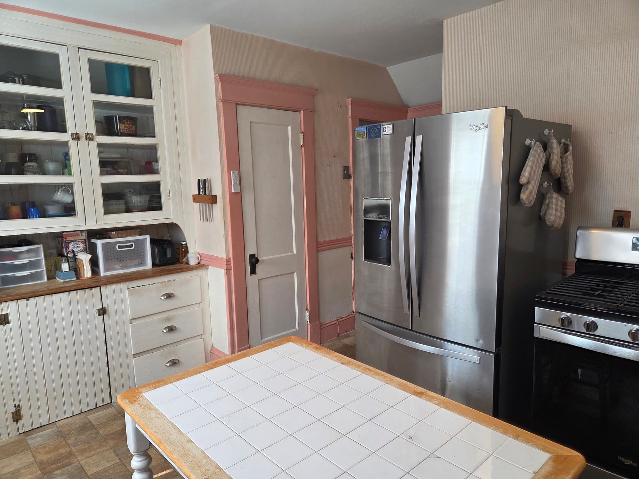 Single Family Residence at 81 Lyndale St, Springfield MA 01108, Springfield, photo 18 of 21