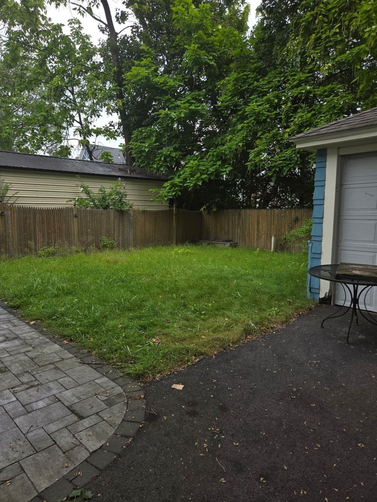 Single Family Residence at 81 Lyndale St, Springfield MA 01108, Springfield, photo 15 of 21