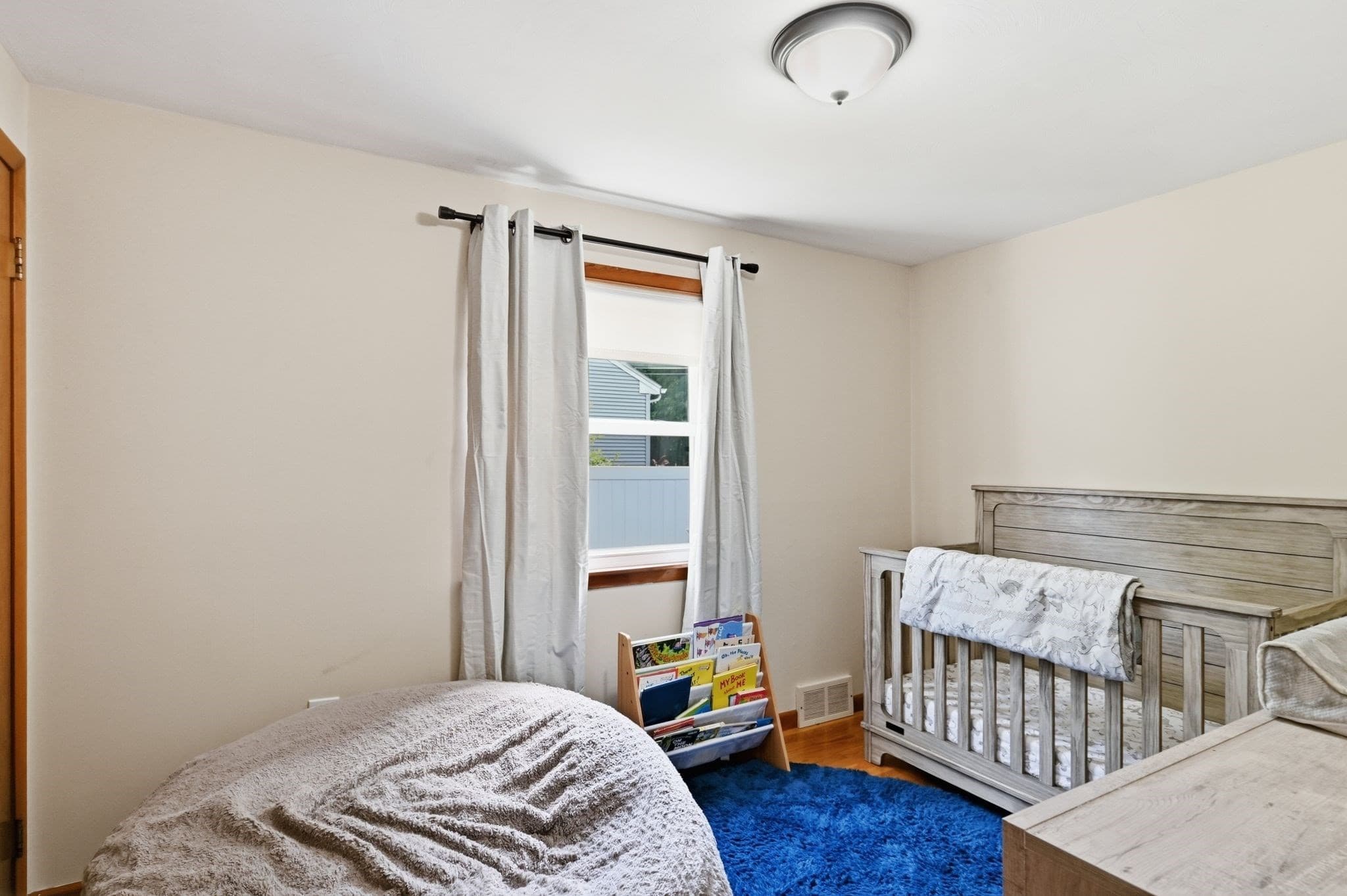 Single Family Residence at 42 N Brook Rd, Springfield MA 01119, Springfield, photo 26 of 35