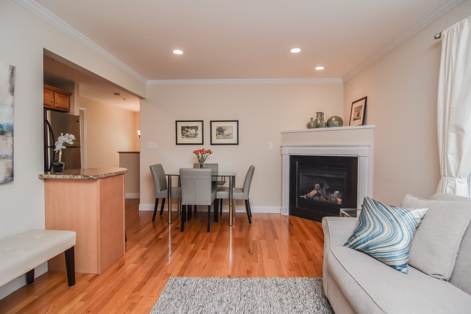 Condominium at 112 Porter St # 5, Melrose MA 02176, Melrose, photo 4 of 19