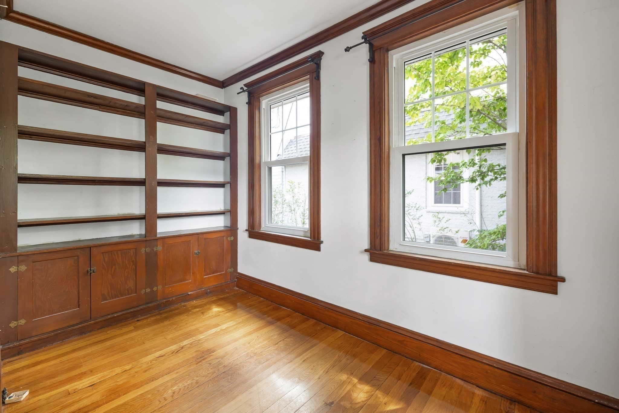 Single Family Residence at 1925 Commonwealth Ave, Newton MA 02466, Newton, photo 7 of 27