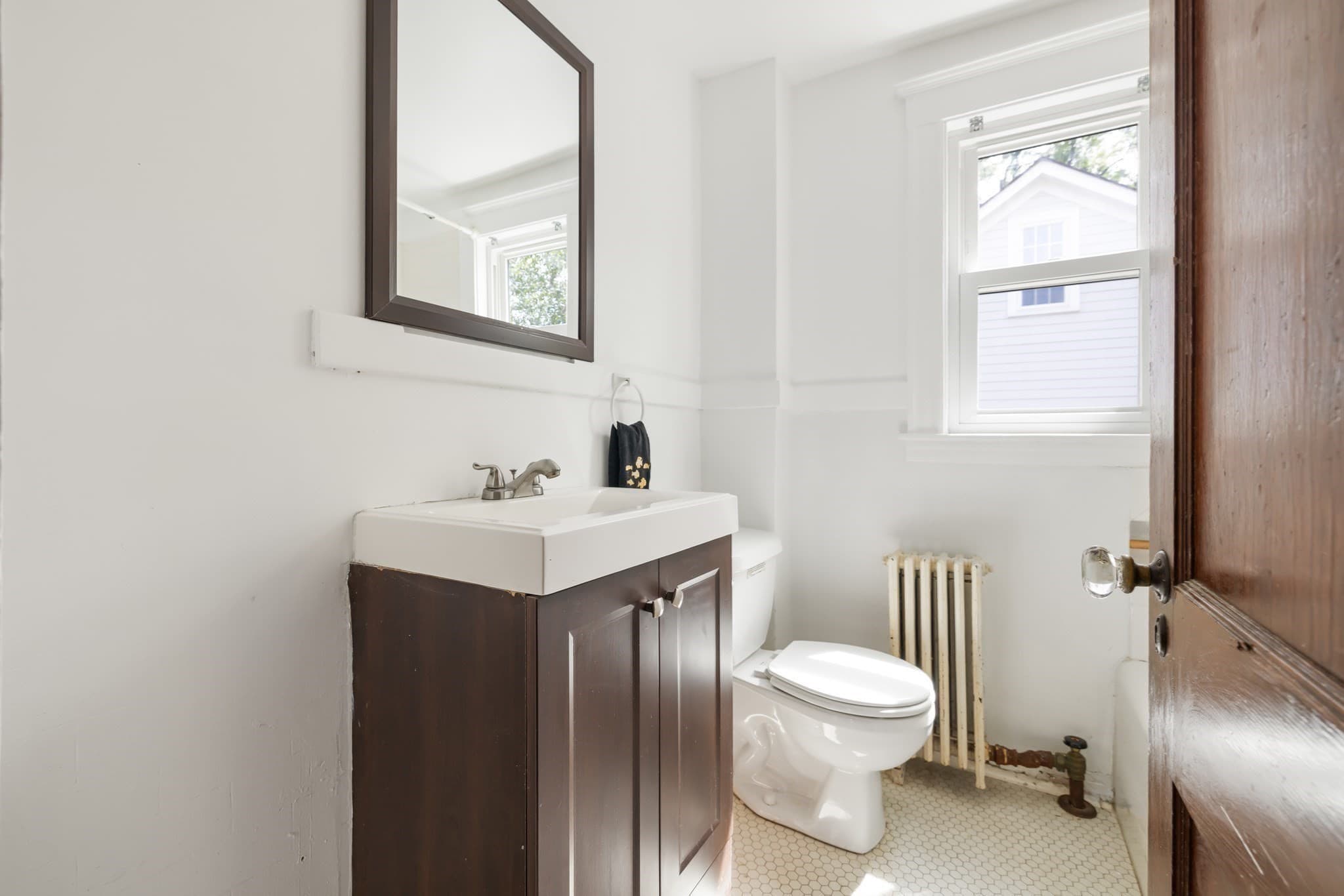 Single Family Residence at 1925 Commonwealth Ave, Newton MA 02466, Newton, photo 15 of 27