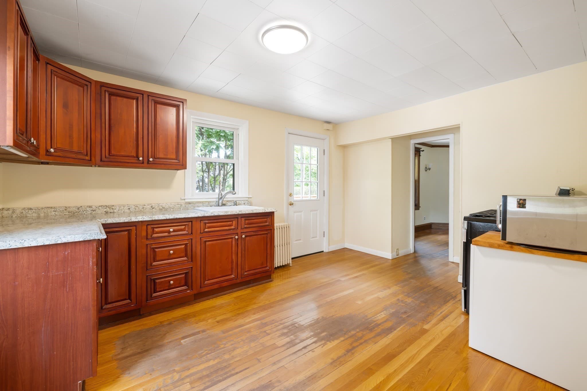 Single Family Residence at 1925 Commonwealth Ave, Newton MA 02466, Newton, photo 8 of 27